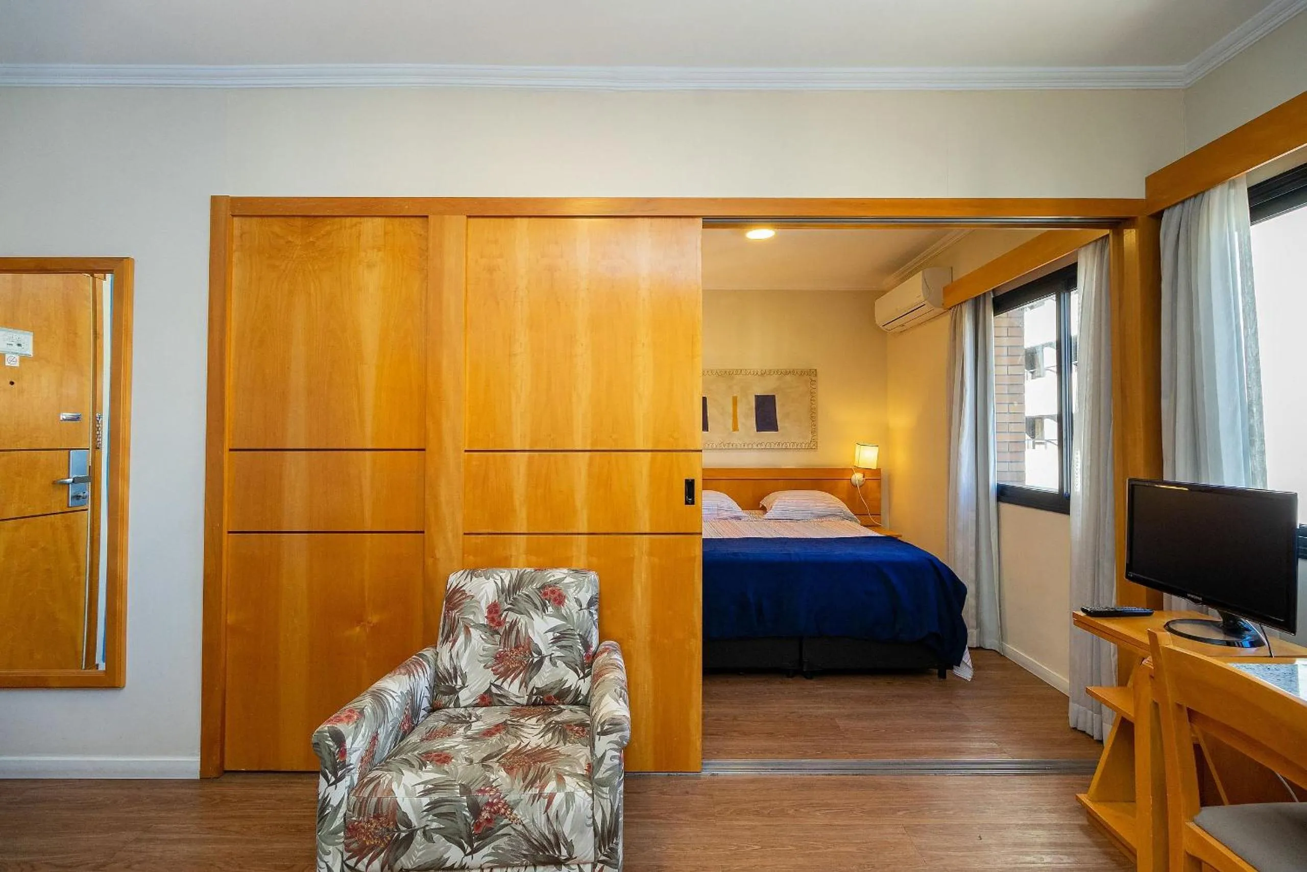 Living room in LFlats ALAMEDA CAMPINAS Jardim Paulista