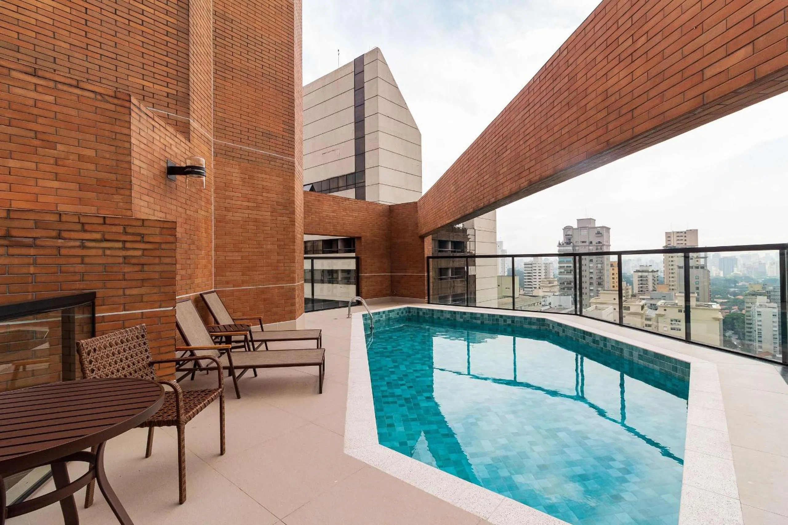 Swimming pool in LFlats ALAMEDA CAMPINAS Jardim Paulista