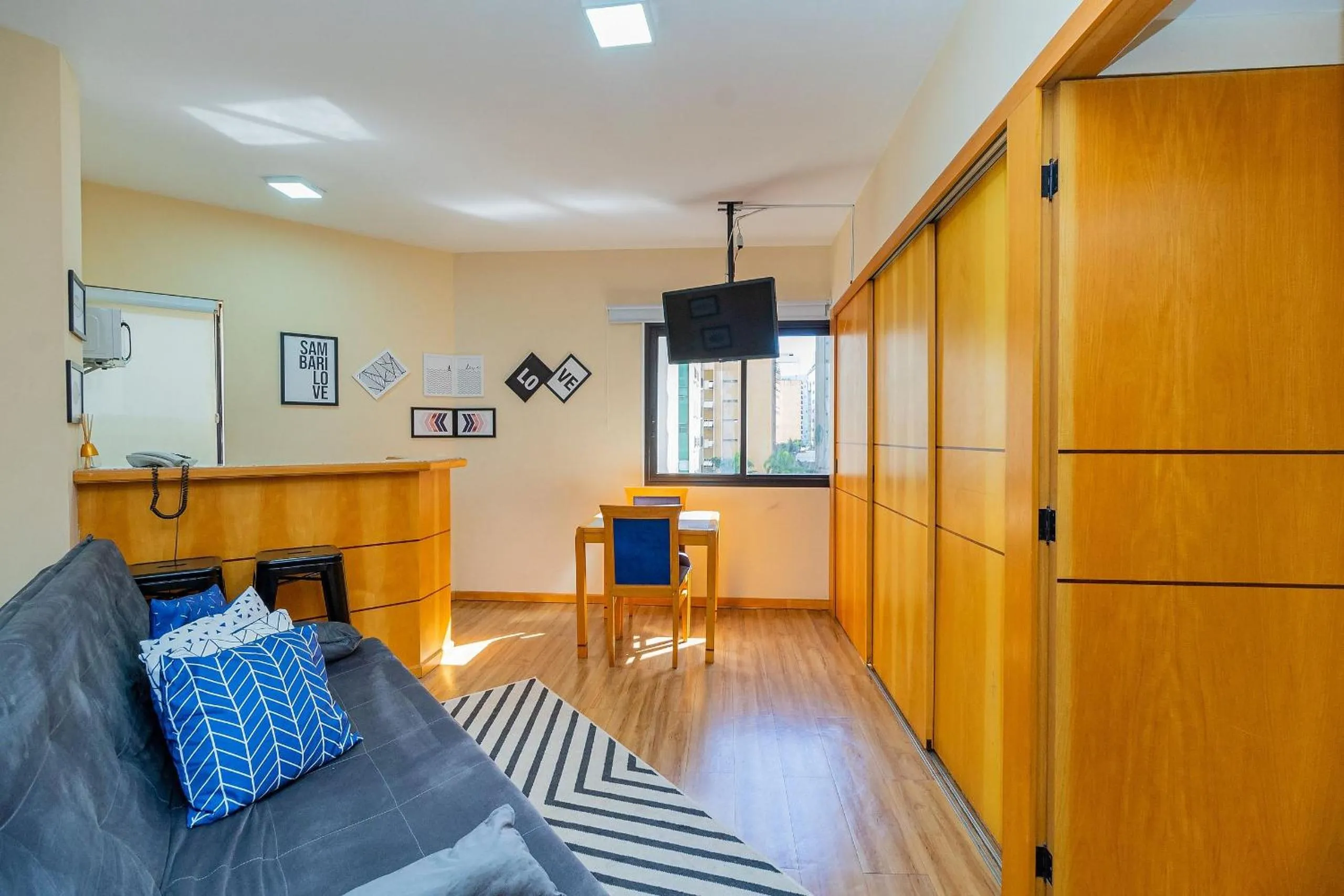 Communal lounge/ TV room in LFlats ALAMEDA CAMPINAS Jardim Paulista