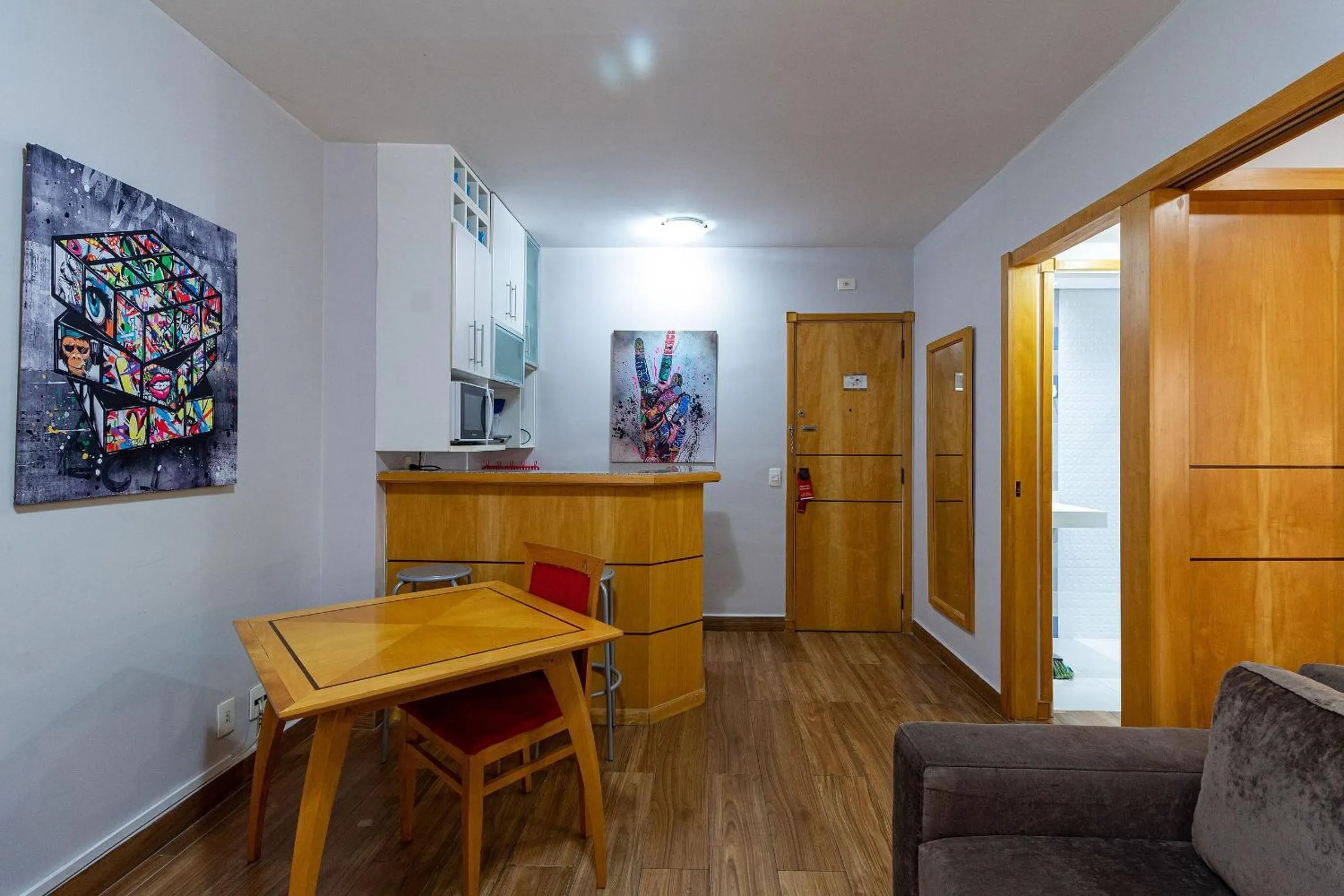 Dining area in LFlats ALAMEDA CAMPINAS Jardim Paulista