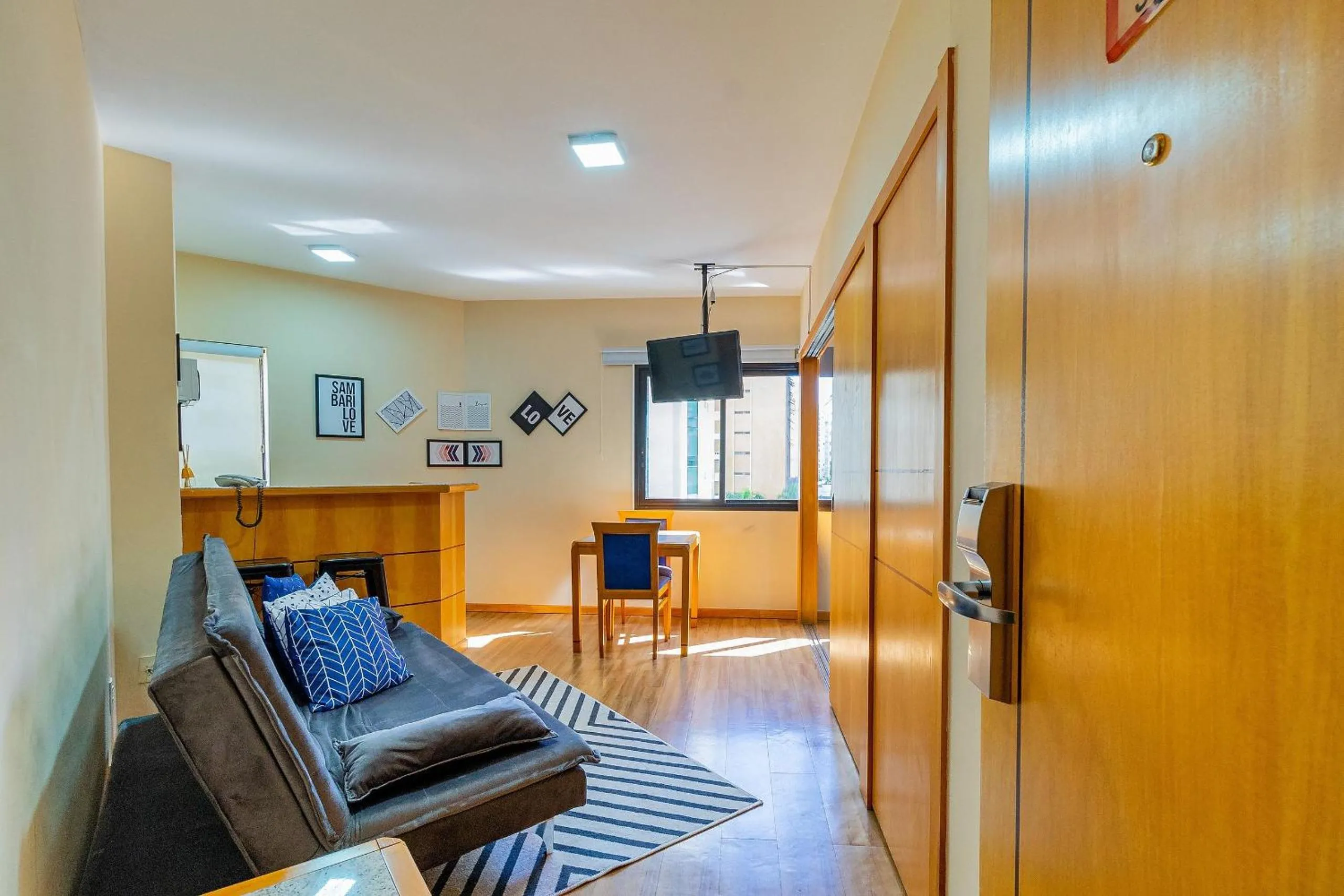 Communal lounge/ TV room in LFlats ALAMEDA CAMPINAS Jardim Paulista