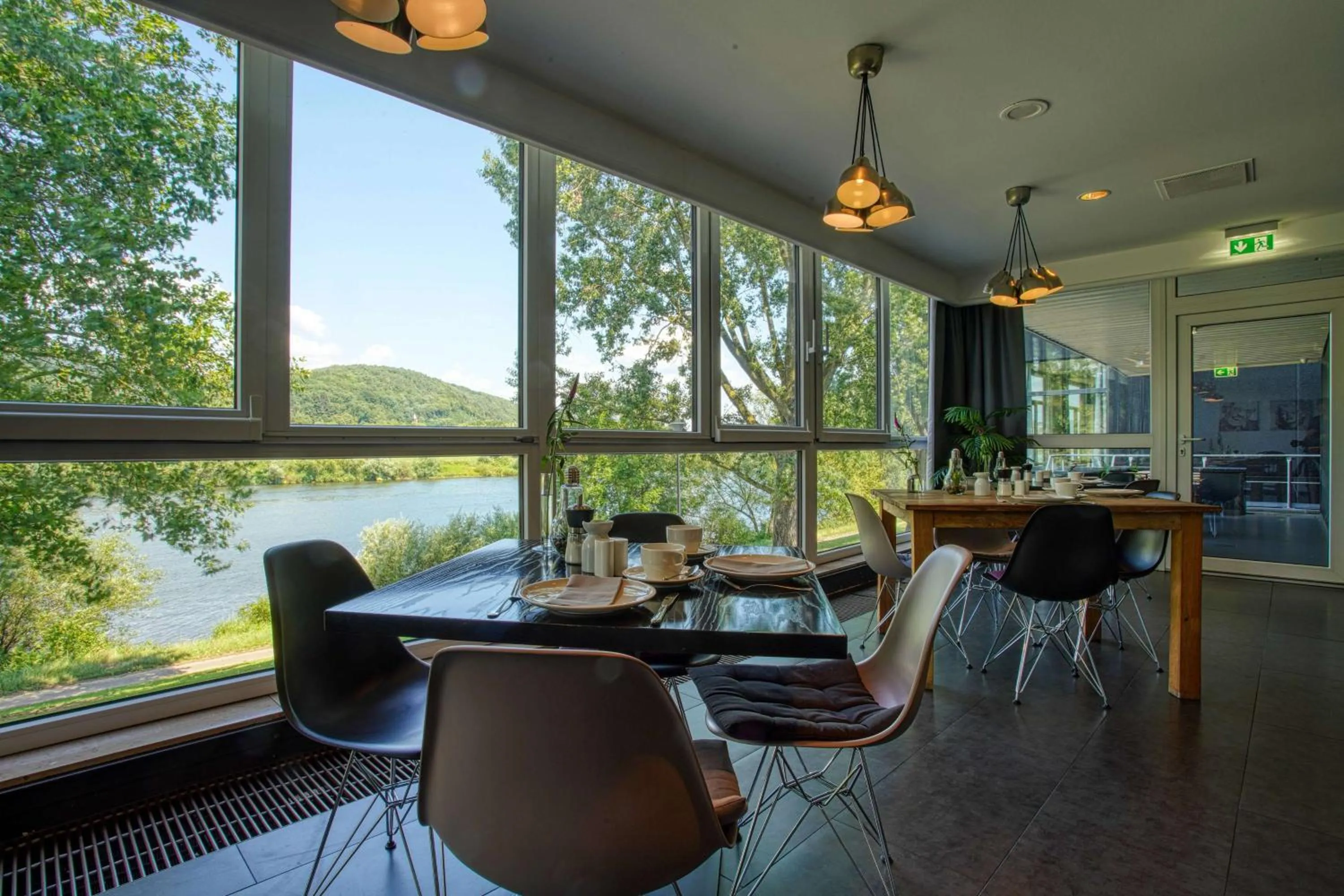 Restaurant/places to eat in FourSide Plaza Hotel Trier, Trademark Collection by Wyndham