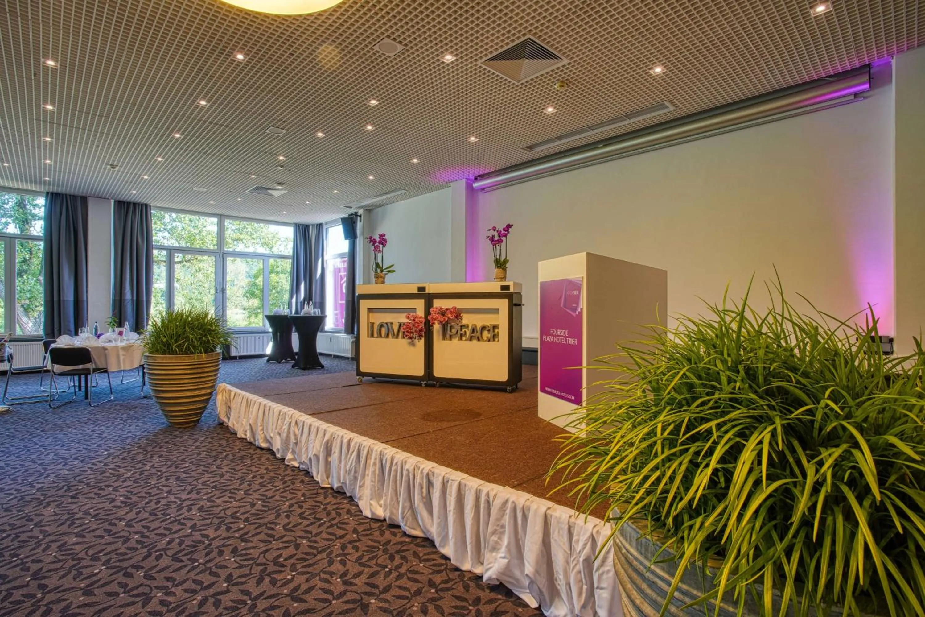 Banquet/Function facilities in FourSide Plaza Hotel Trier, Trademark Collection by Wyndham