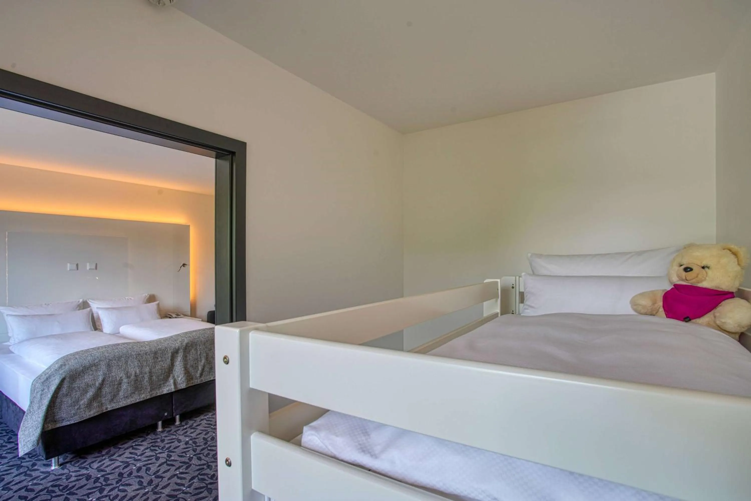 Photo of the whole room, Bed in FourSide Plaza Hotel Trier, Trademark Collection by Wyndham