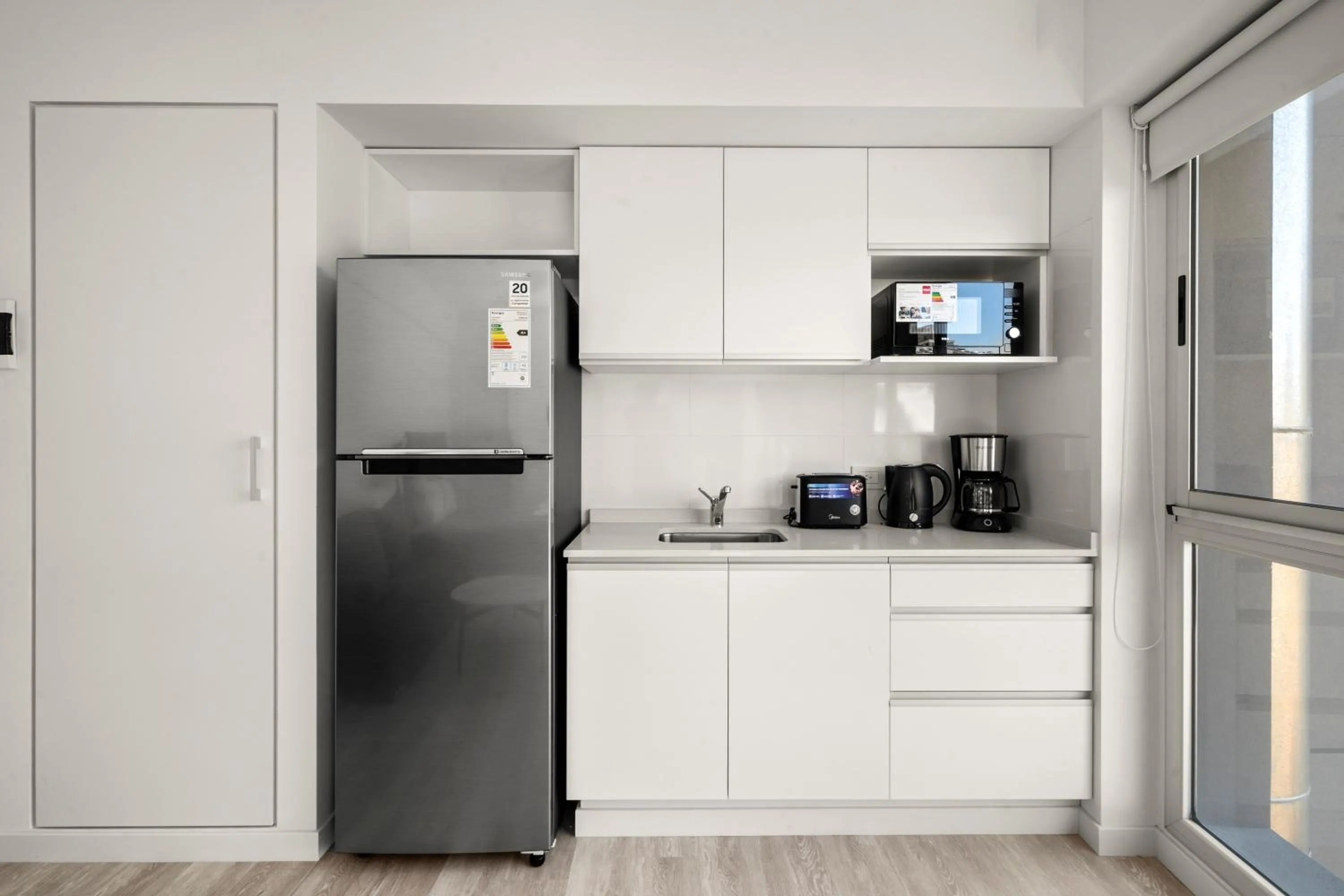 Coffee/tea facilities in La Vie Suite Barrio Norte