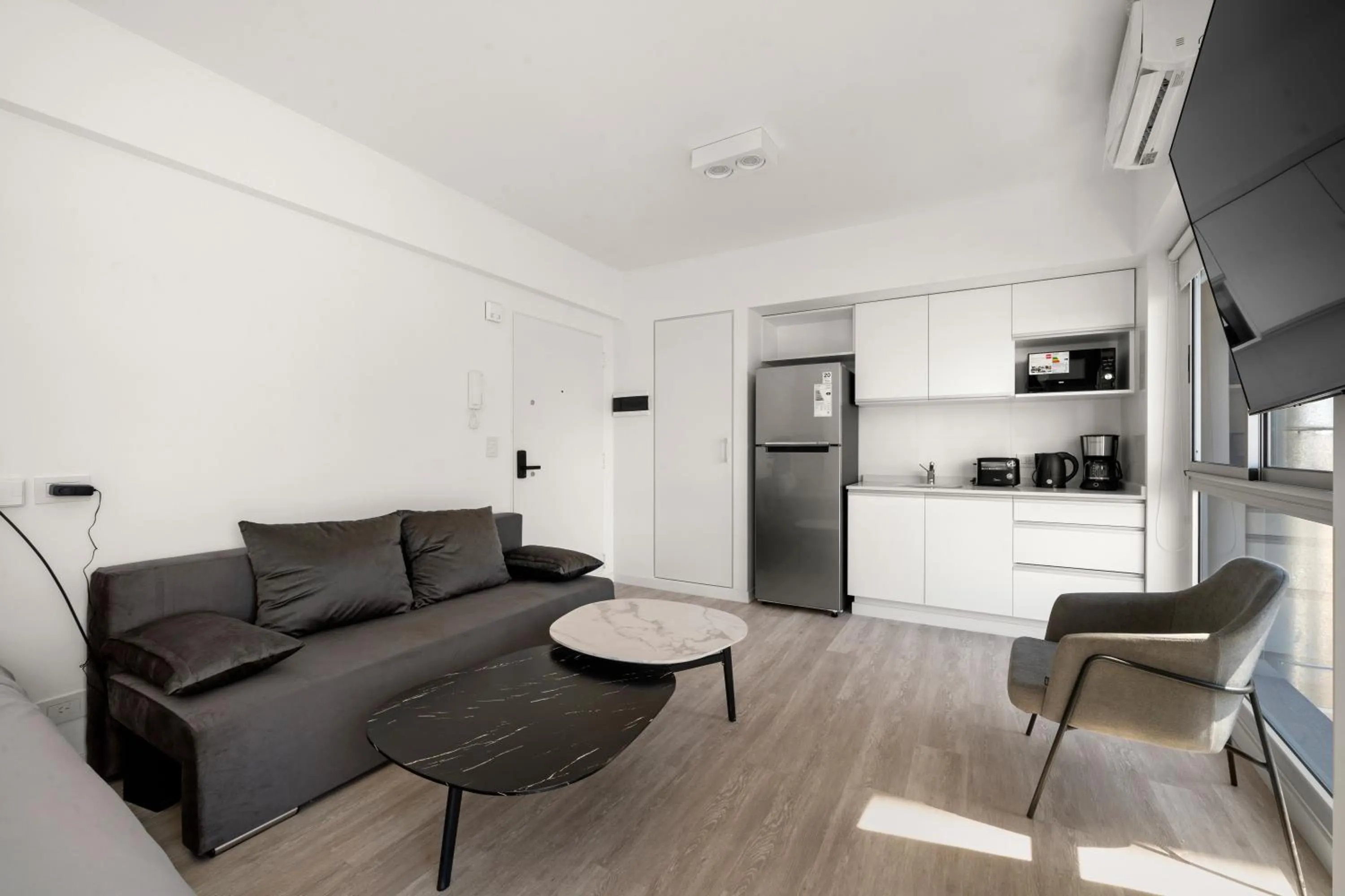 Coffee/tea facilities in La Vie Suite Barrio Norte