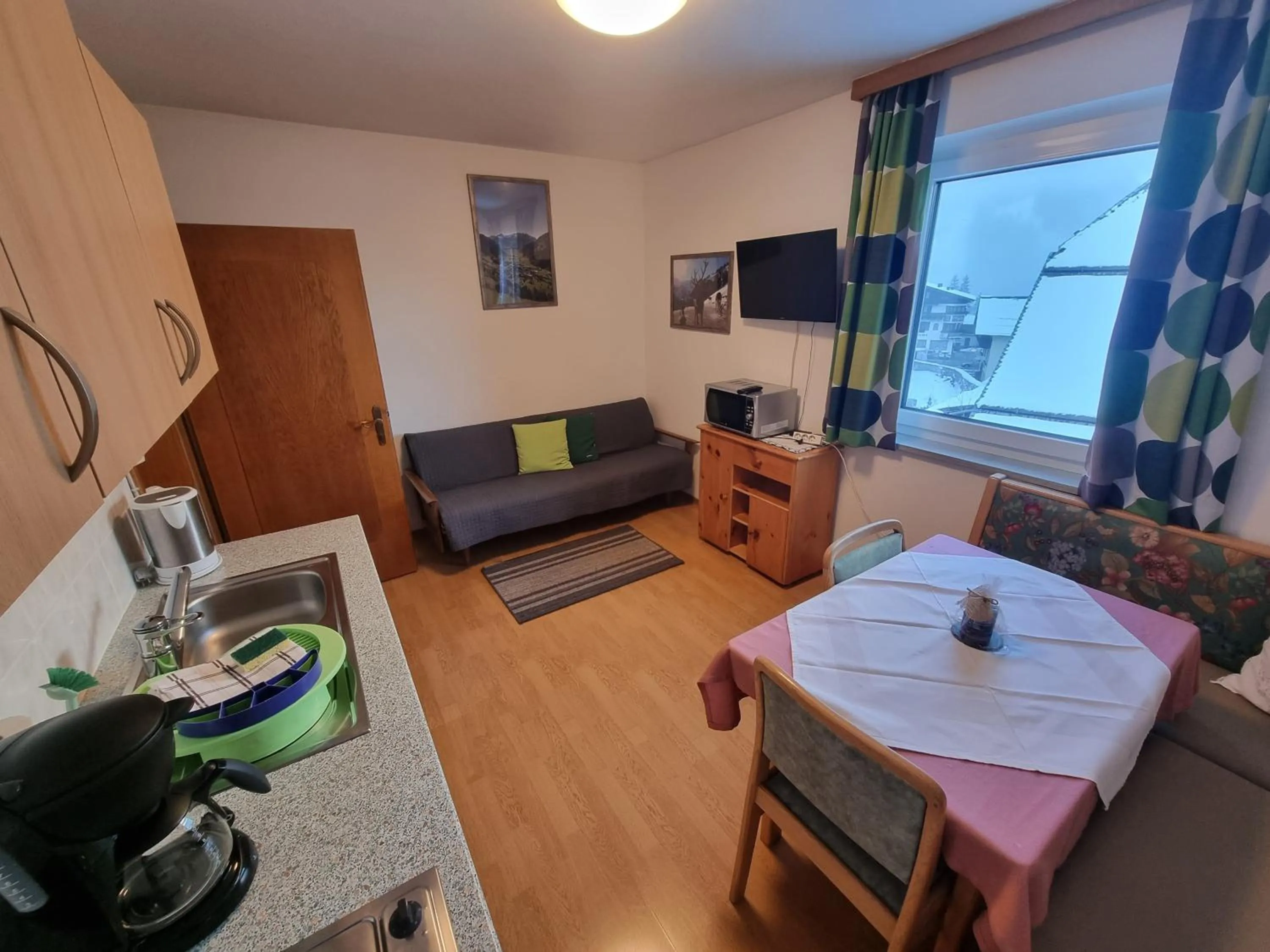 Dining area in Pension Kaiserer