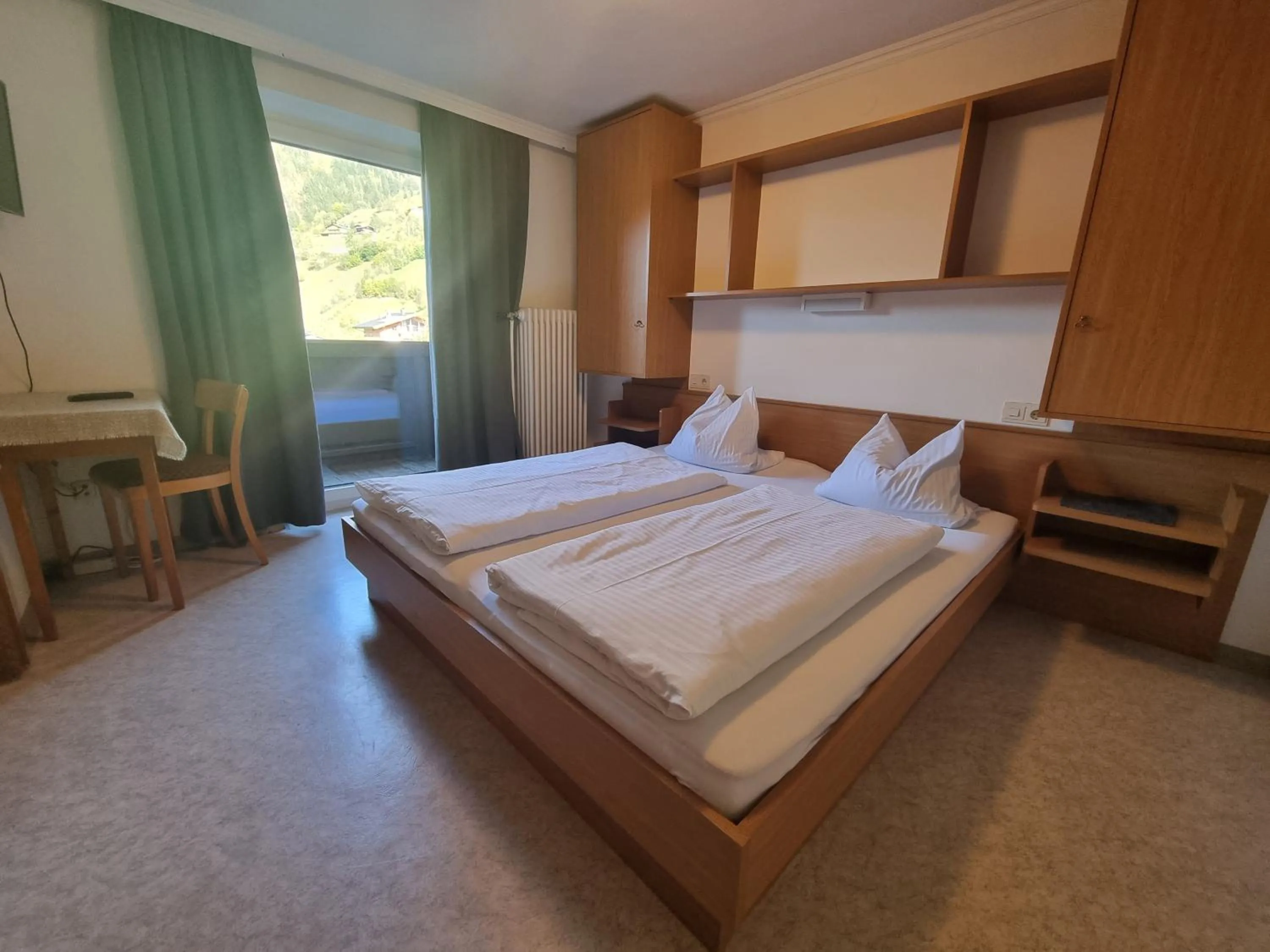 Bed in Pension Kaiserer