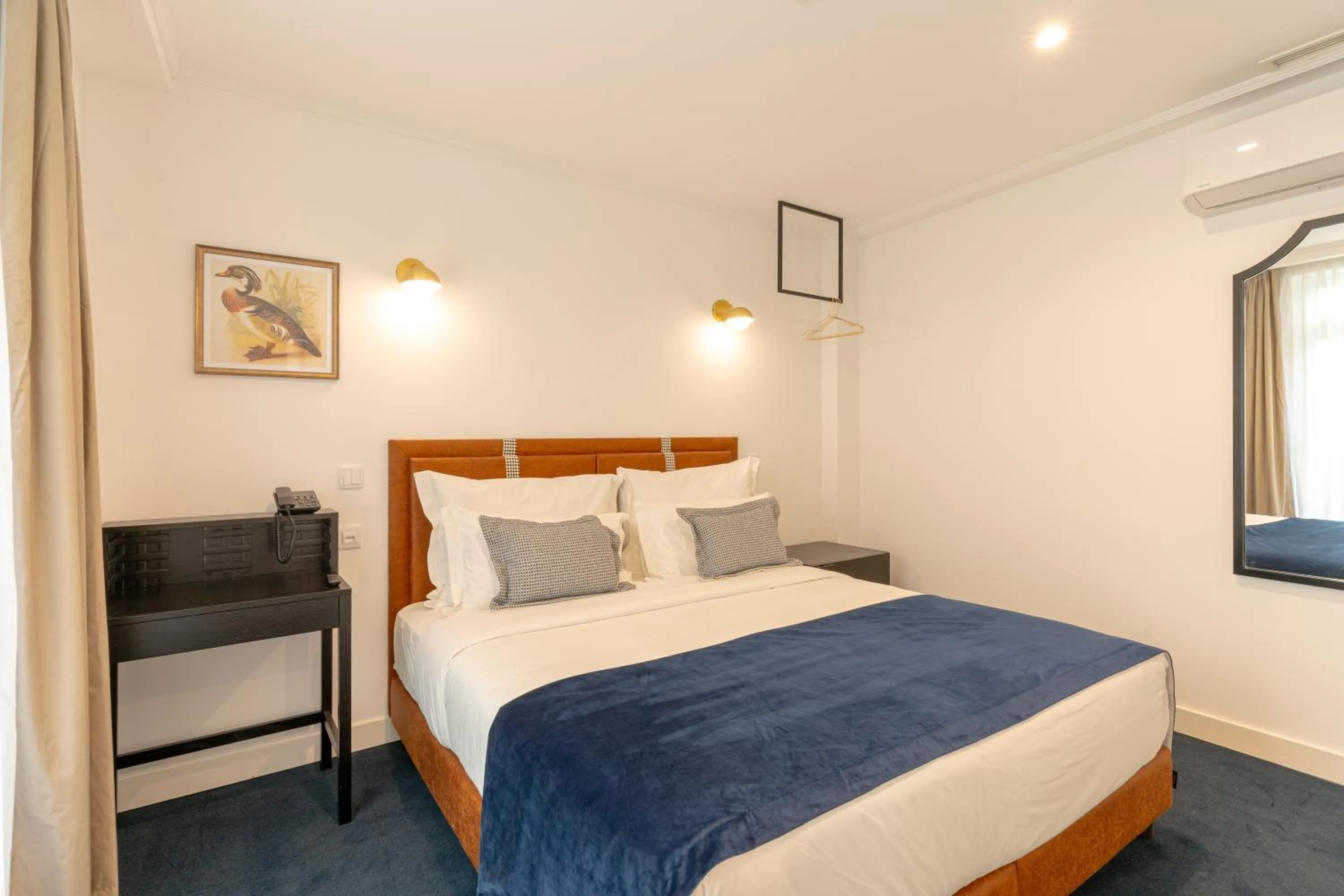 Bed in Westlight Lisboa Madalena