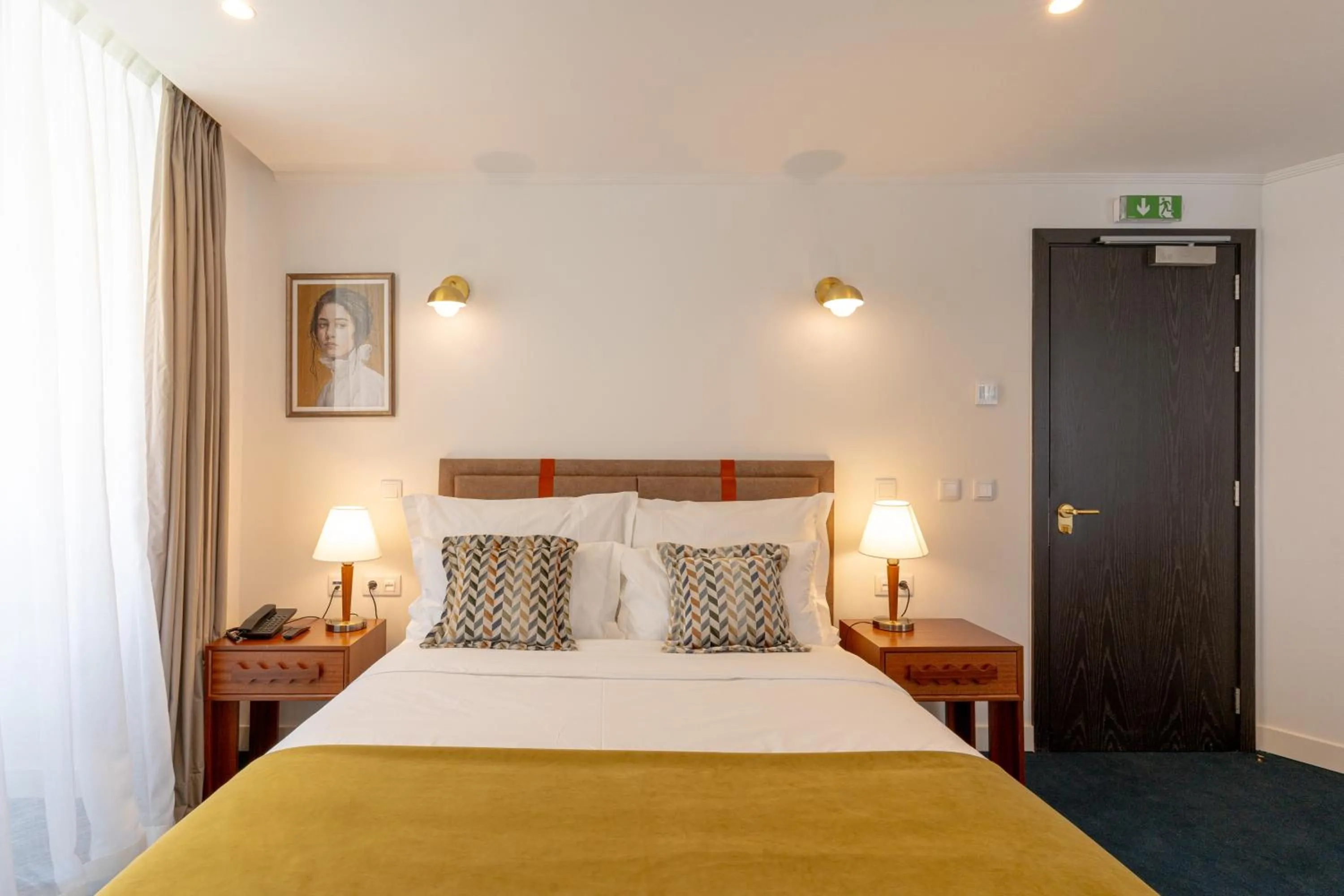 Bed in Westlight Lisboa Madalena