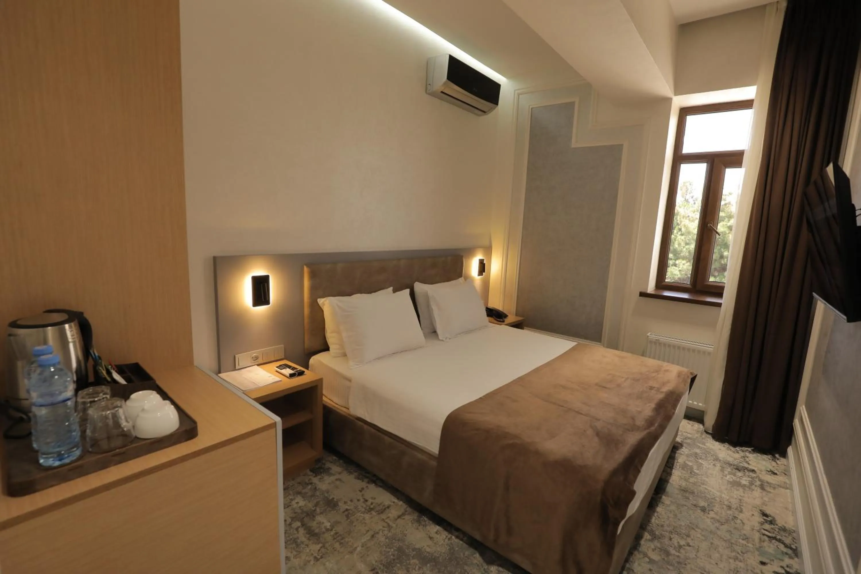 Bed in Friday Old City Hotel