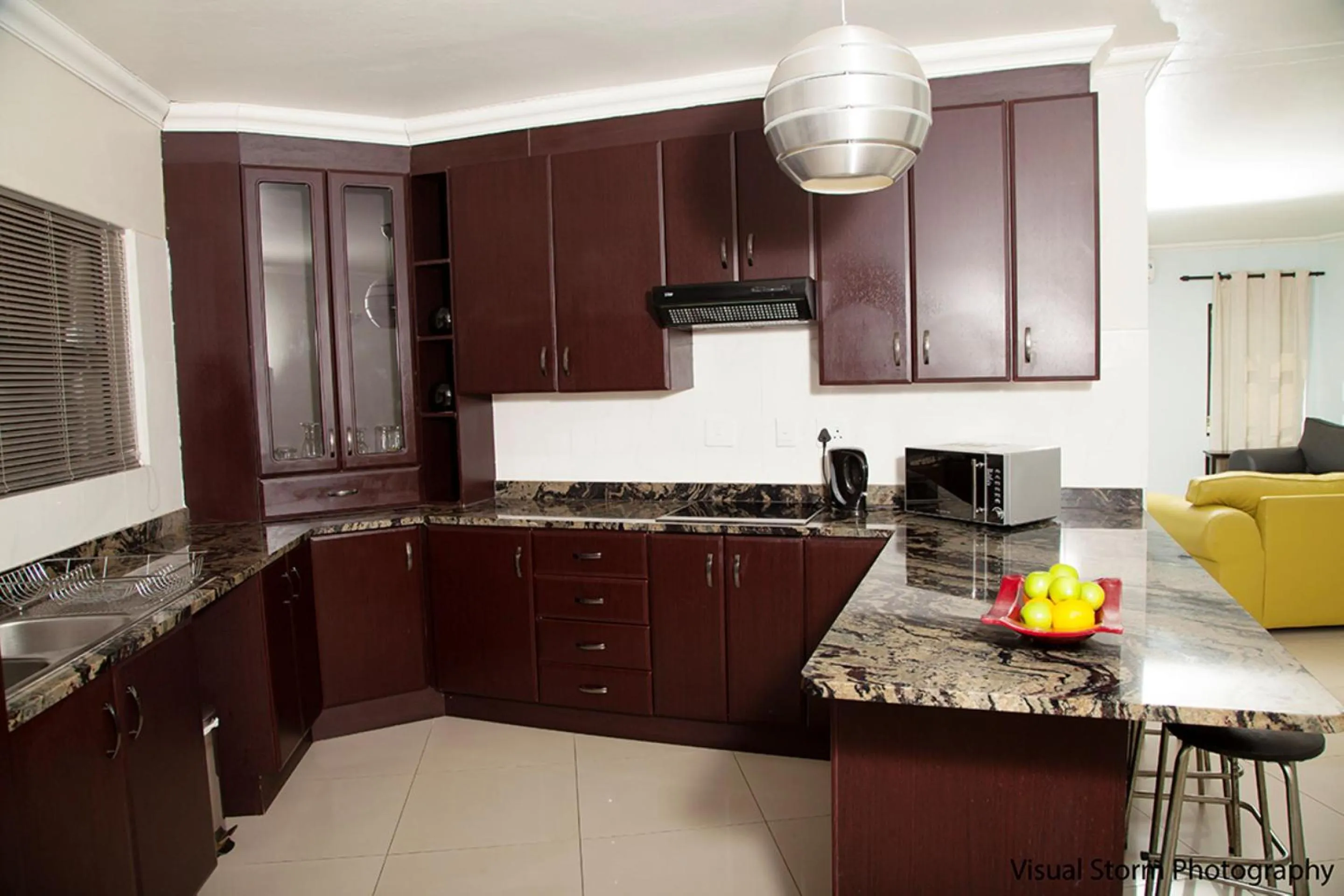 kitchen in Palm Valley Inn And Day Spa