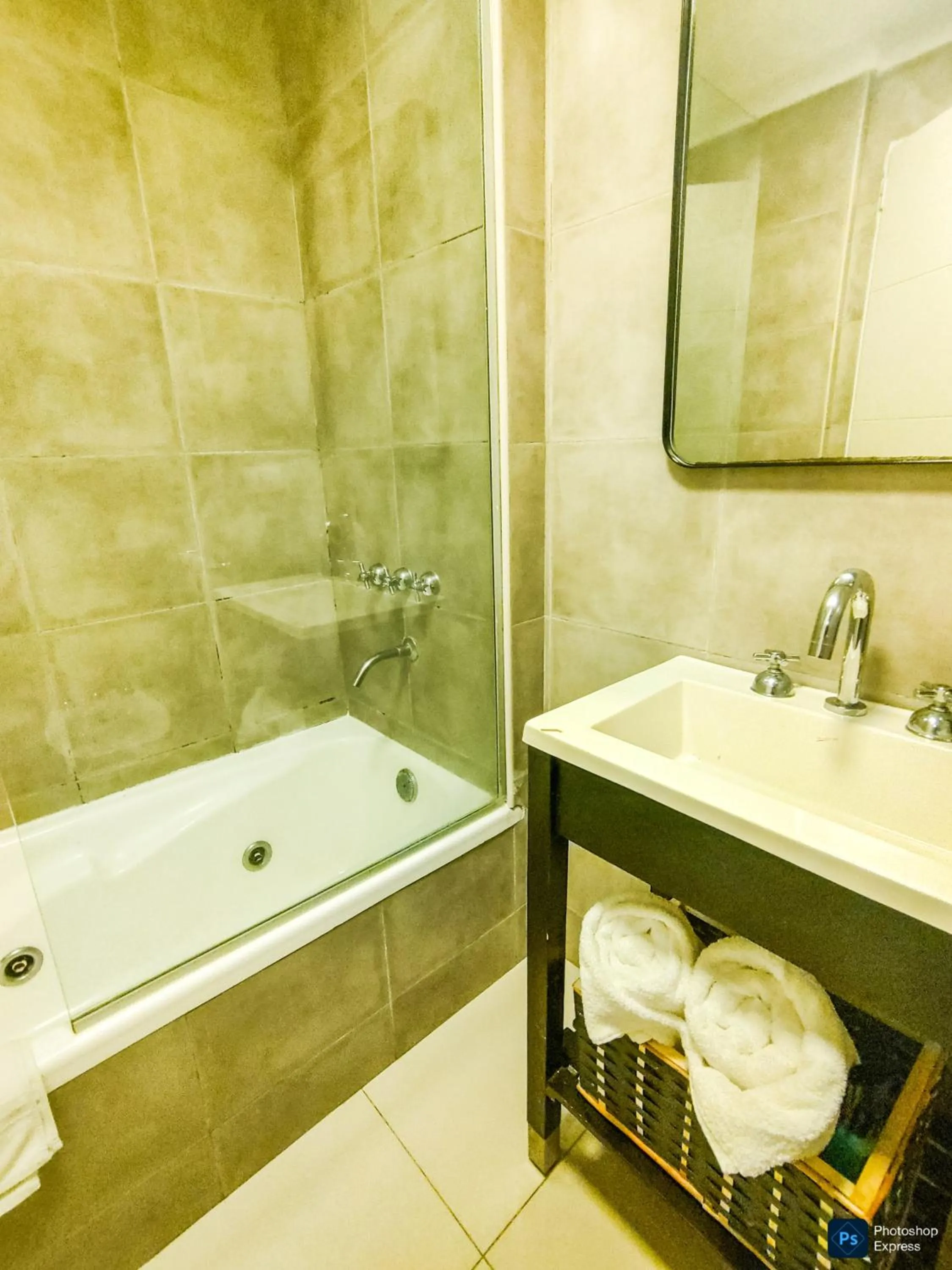 Bathroom in Báltico Suites