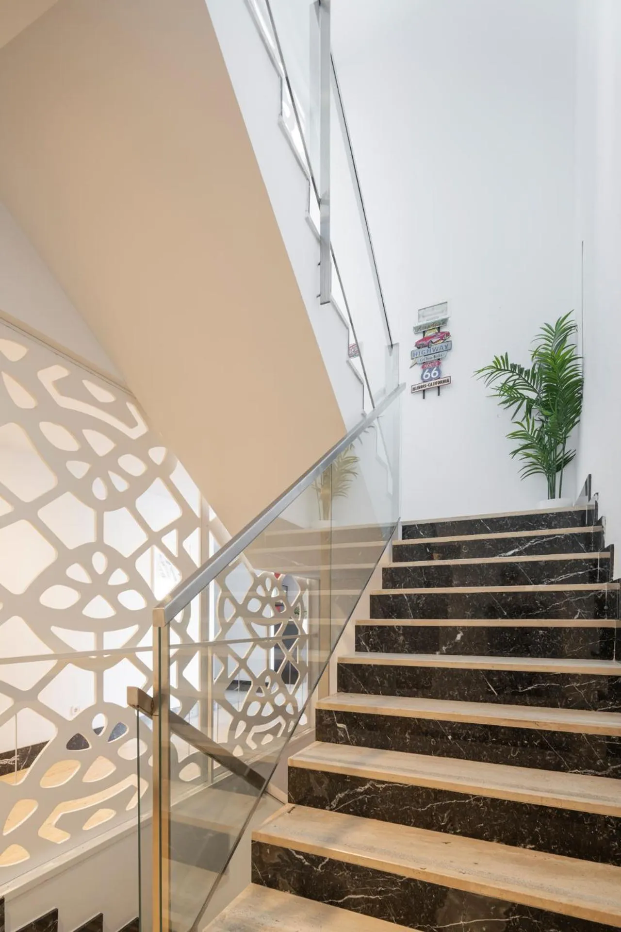 Property building in Alda Route 42