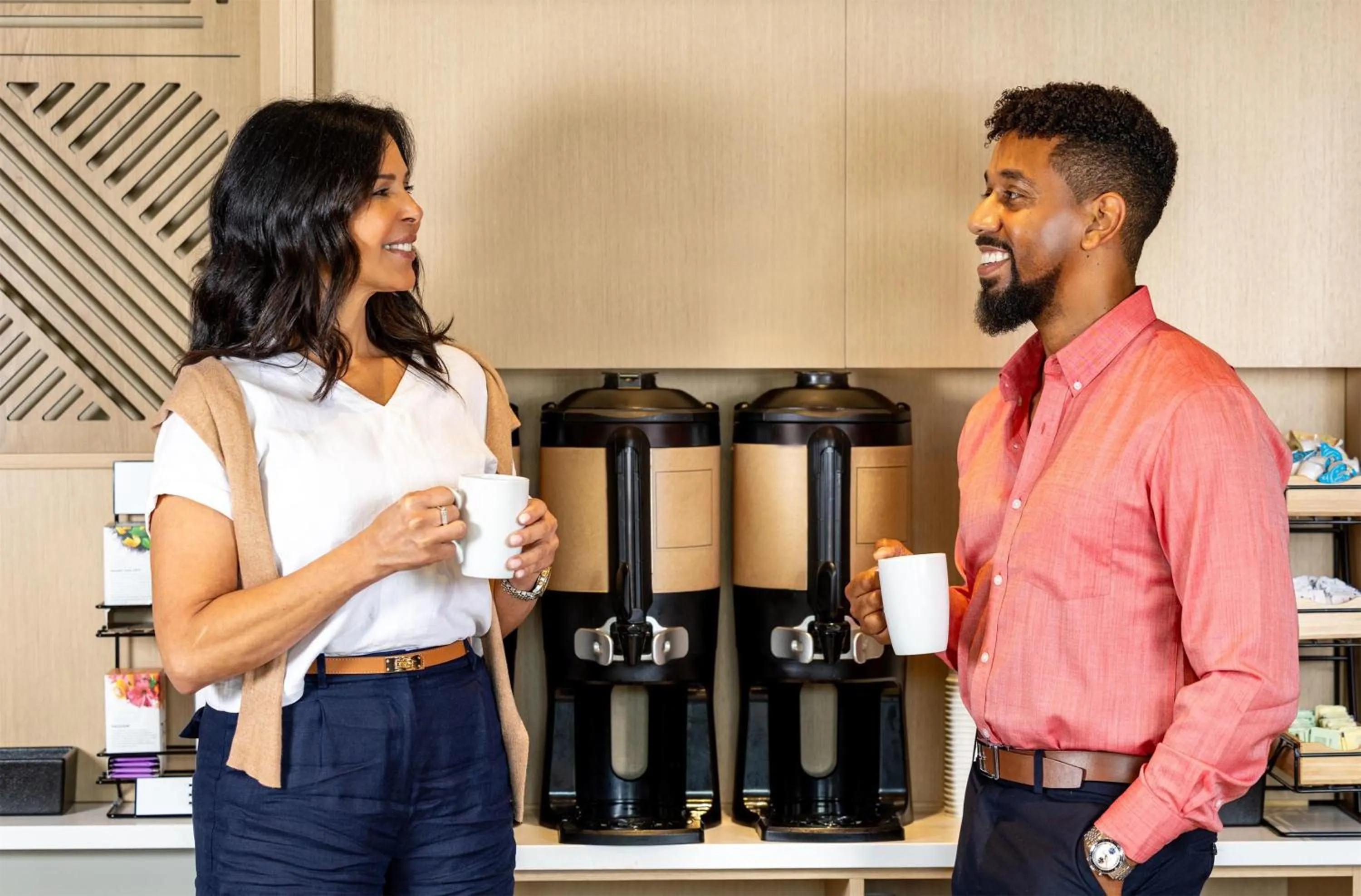 Coffee/tea facilities in Hyatt Place Detroit/Auburn Hills