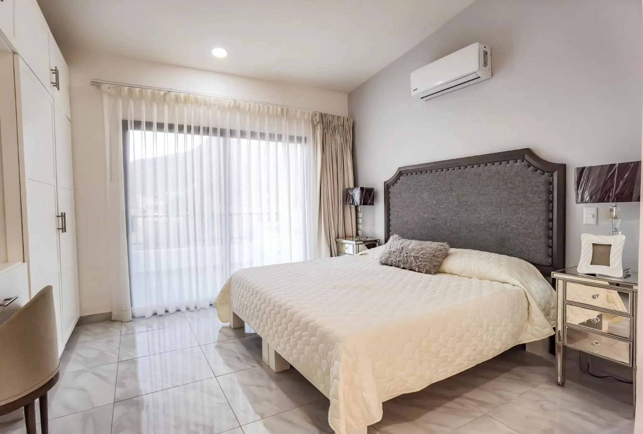 Bed in Morgan Hotel Boutique & Residences, Los Cabos