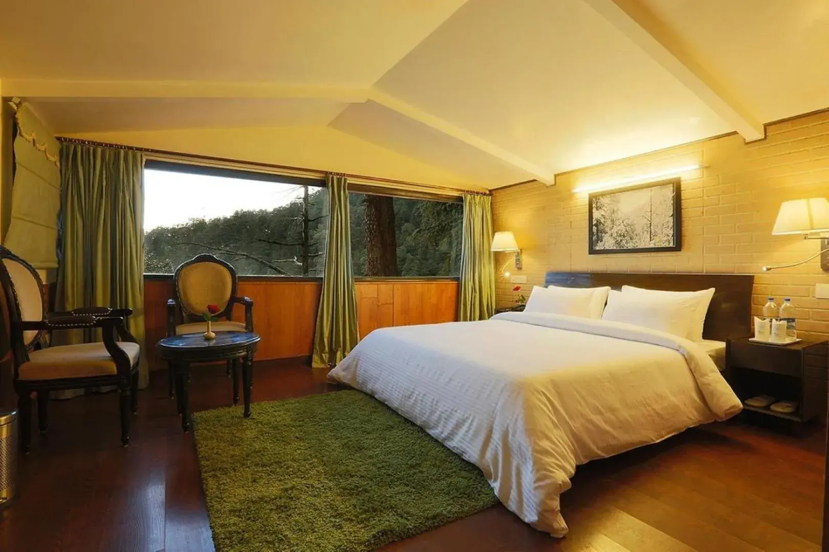 Deluxe Double Room in Hotel Fairmount Shimla Forest Greens, Shimla Deluxe Double Room in Hotel Fairmount Shimla Forest Greens, Shimla