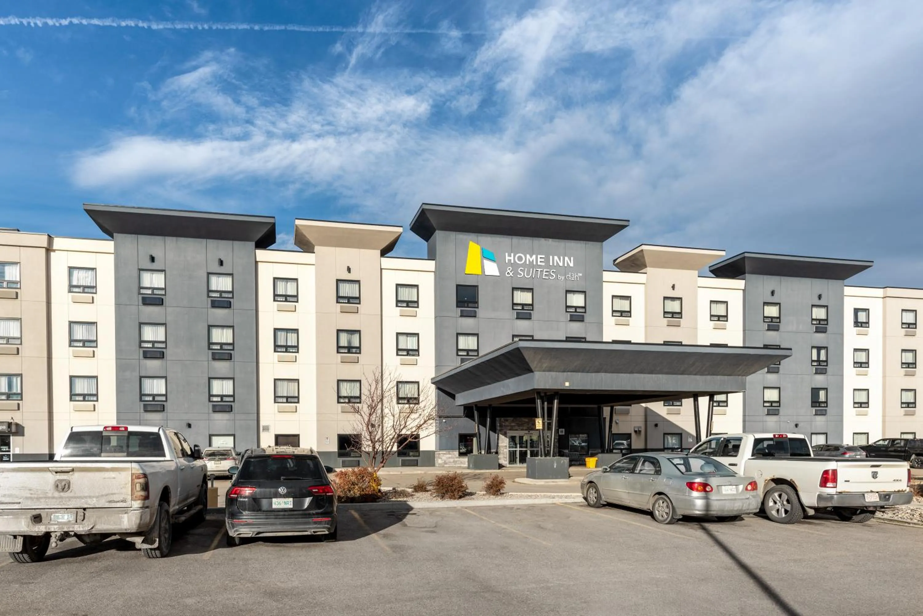 Home Inn & Suites Regina Airport