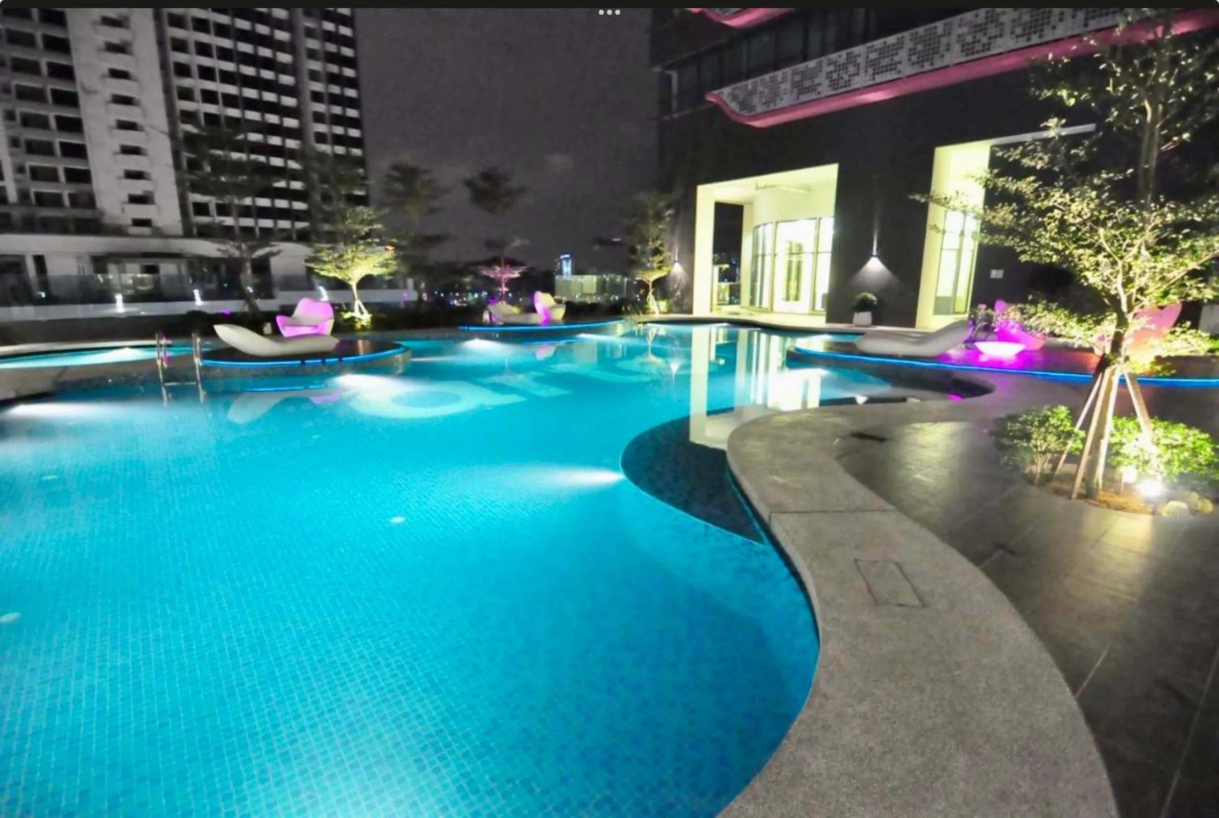 Night in ARTE+ @ JALAN AMPANG by ST Nomad