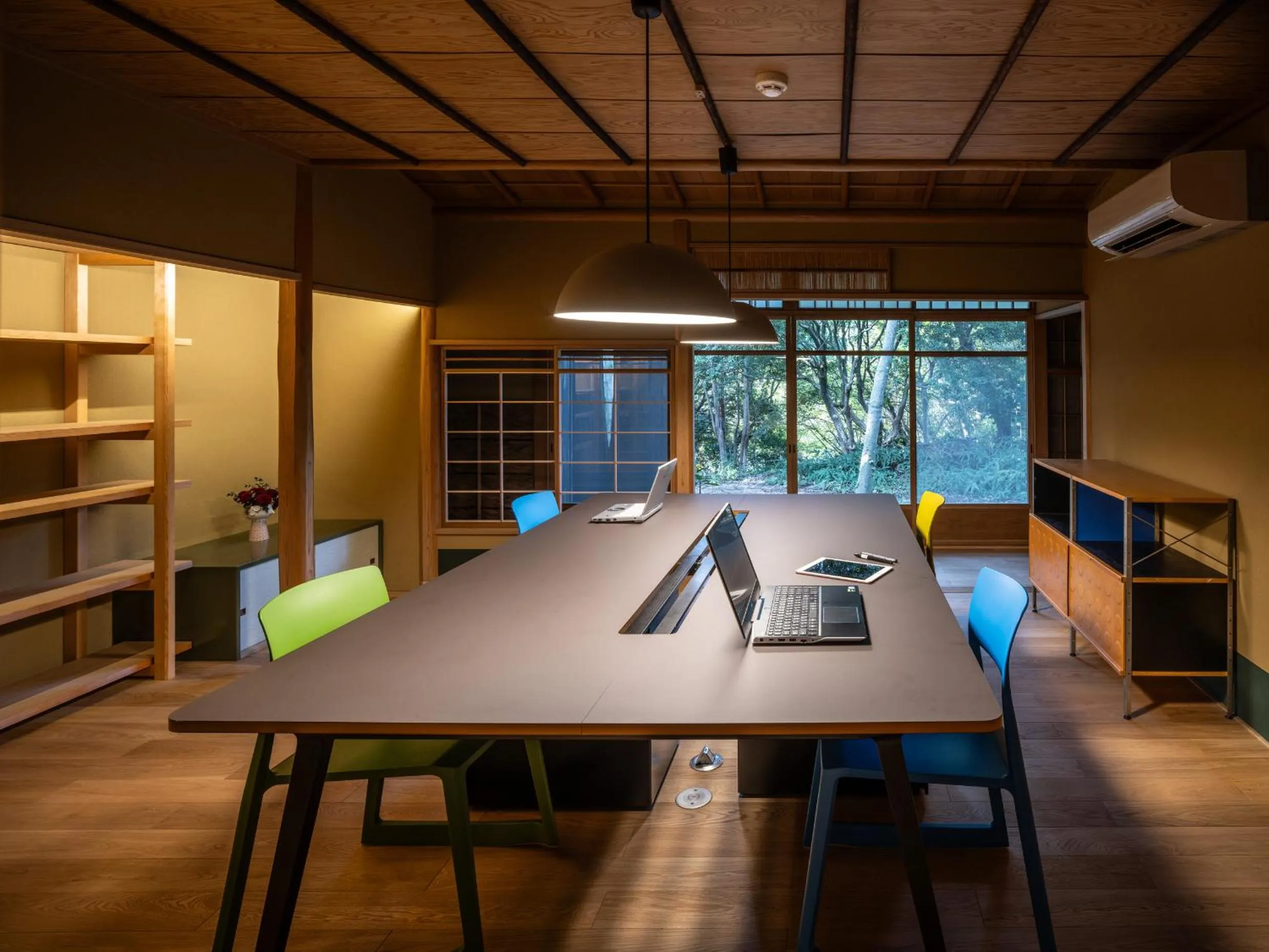 Staff in ThinkStay Mt.(シンクステイ・マウンテン)