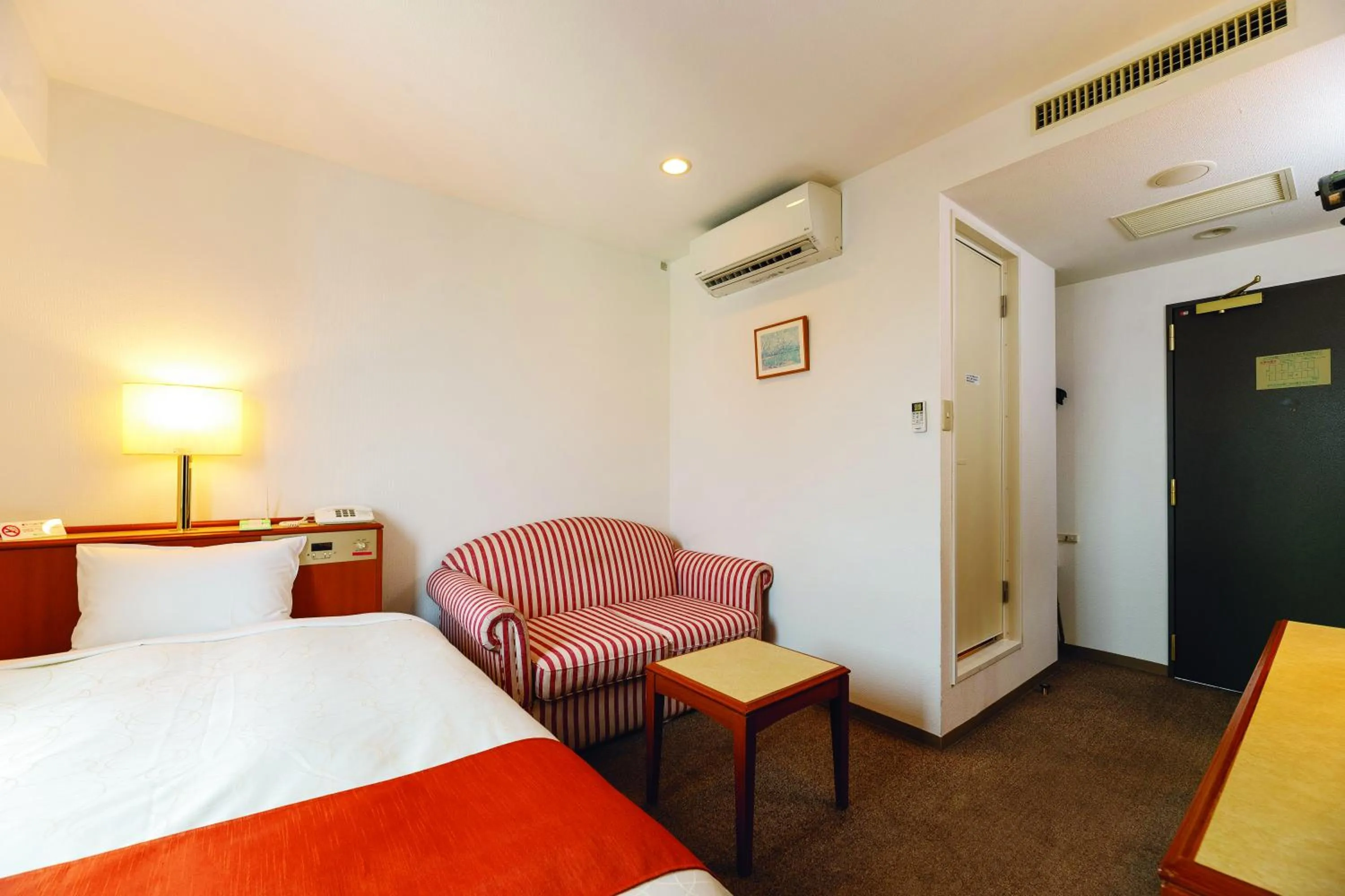 Photo of the whole room, Bed in Aomori Green Park Hotel Annex