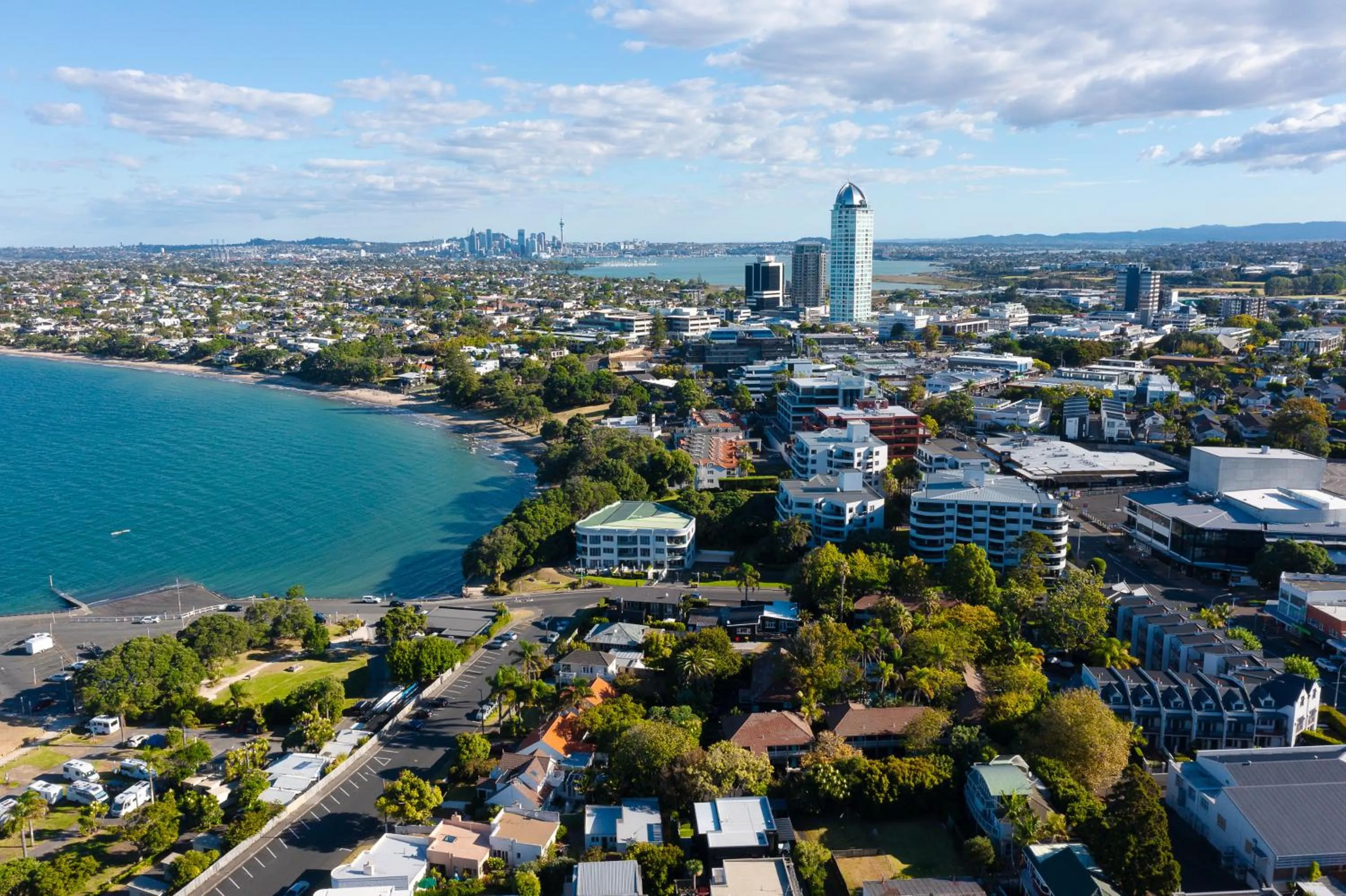 Emerald Inn on Takapuna Beach