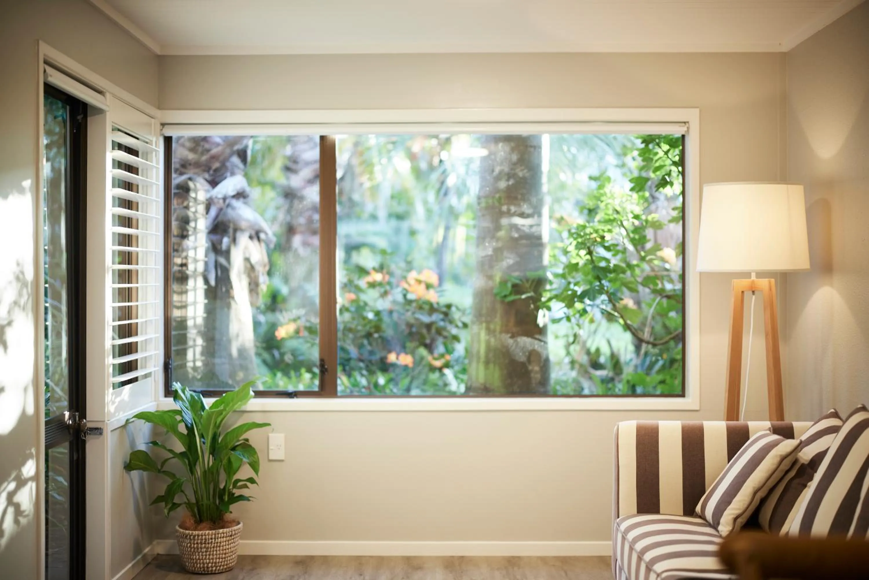 Emerald Inn on Takapuna Beach