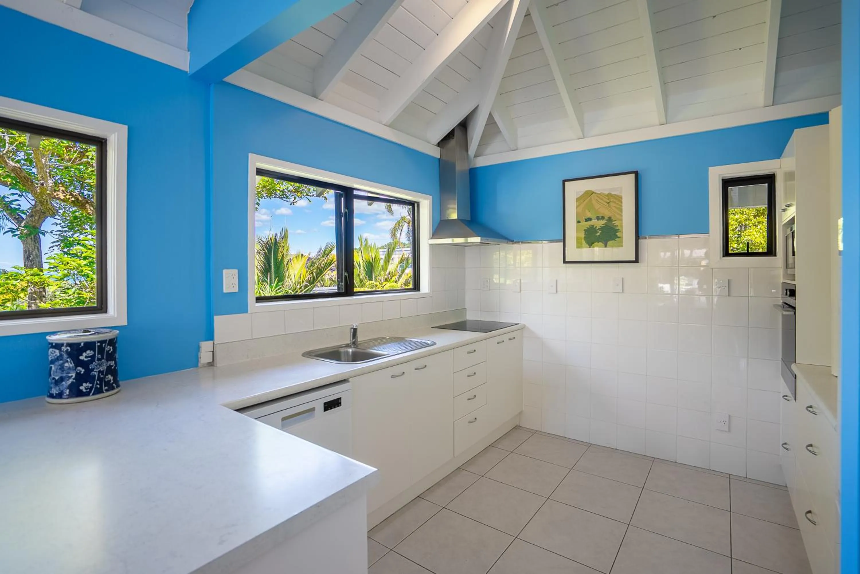 Emerald Inn on Takapuna Beach