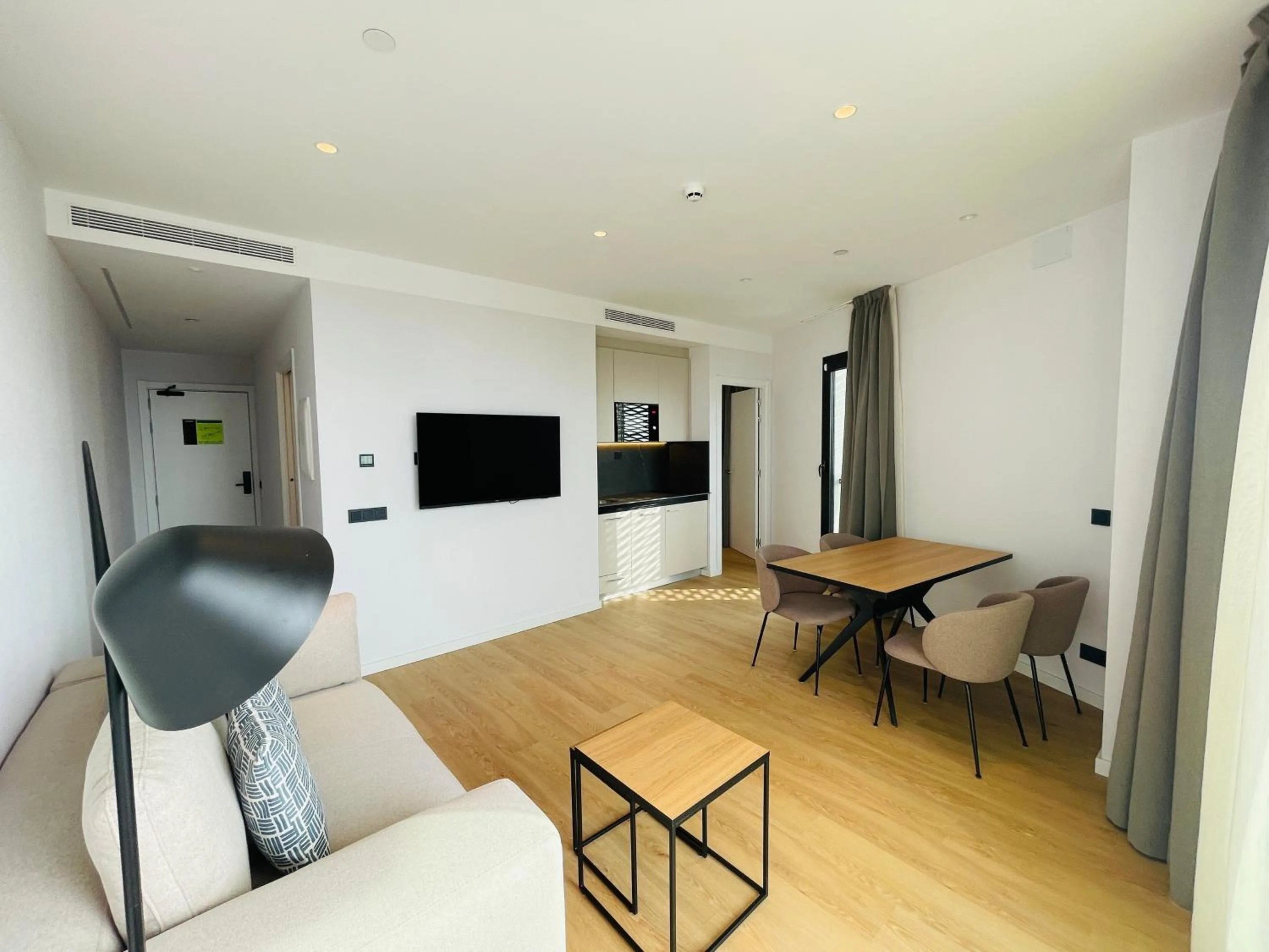 Kitchen or kitchenette in Tembo Barcelona