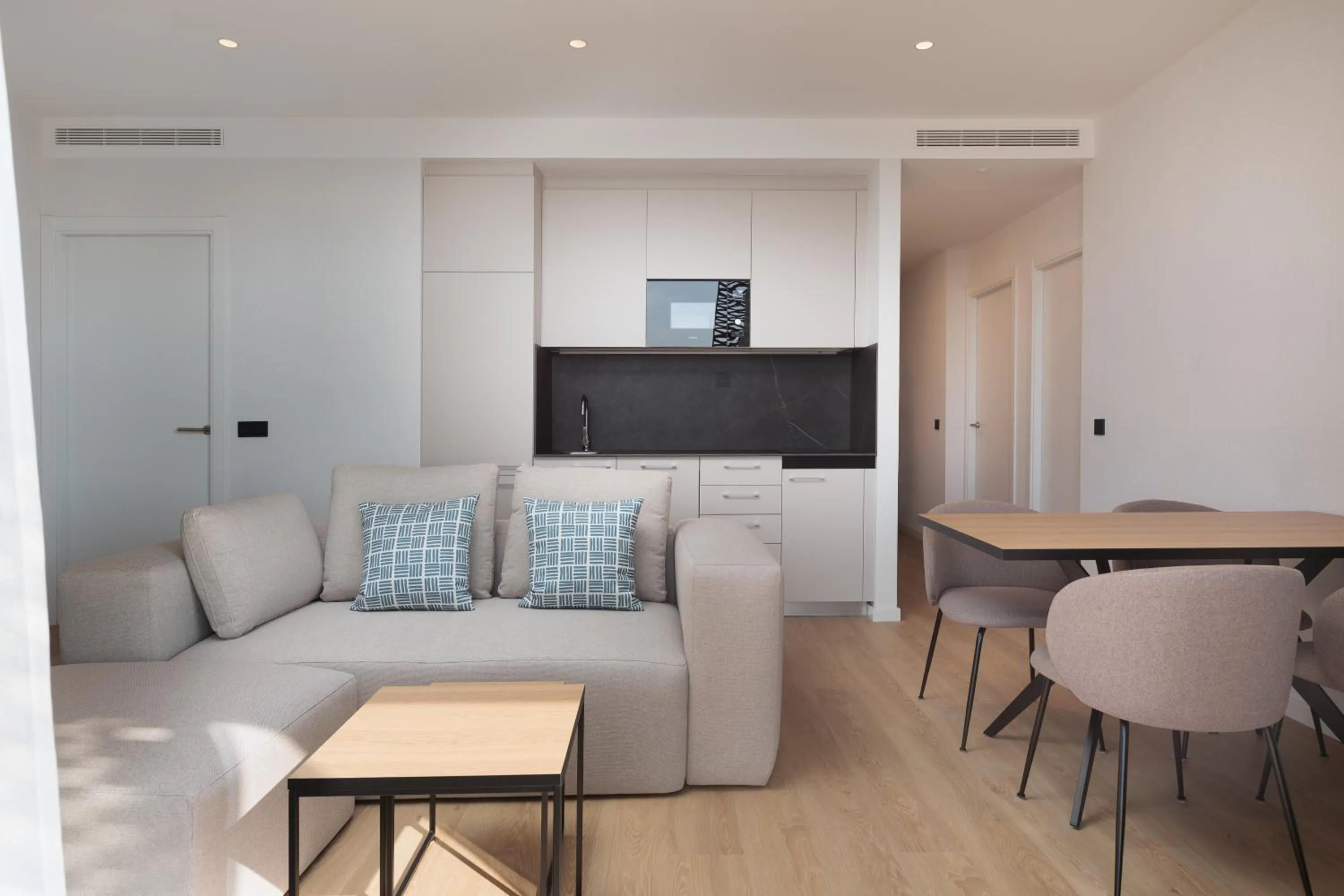 Kitchen or kitchenette in Tembo Barcelona