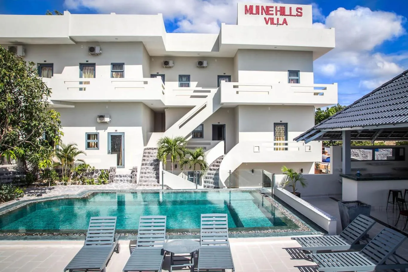 Property building in Mui Ne Hills Villa Hotel