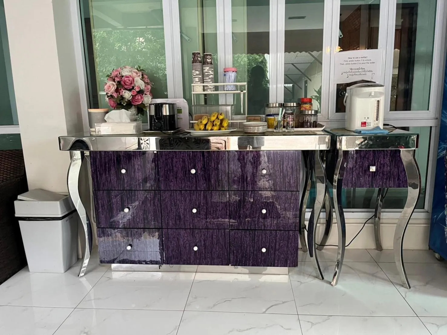 Restaurant/places to eat in Papangkorn House