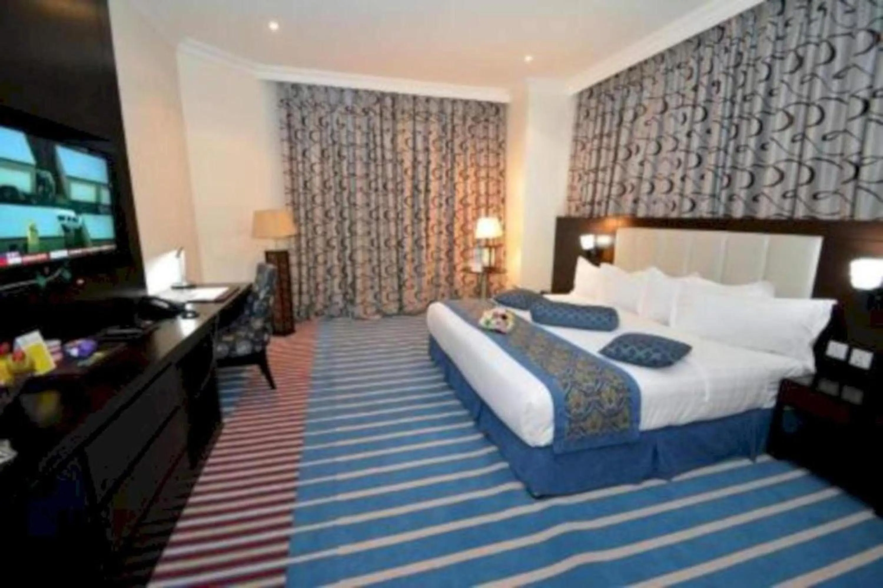 View (from property/room), Bed in Sunday Millennia Hotel