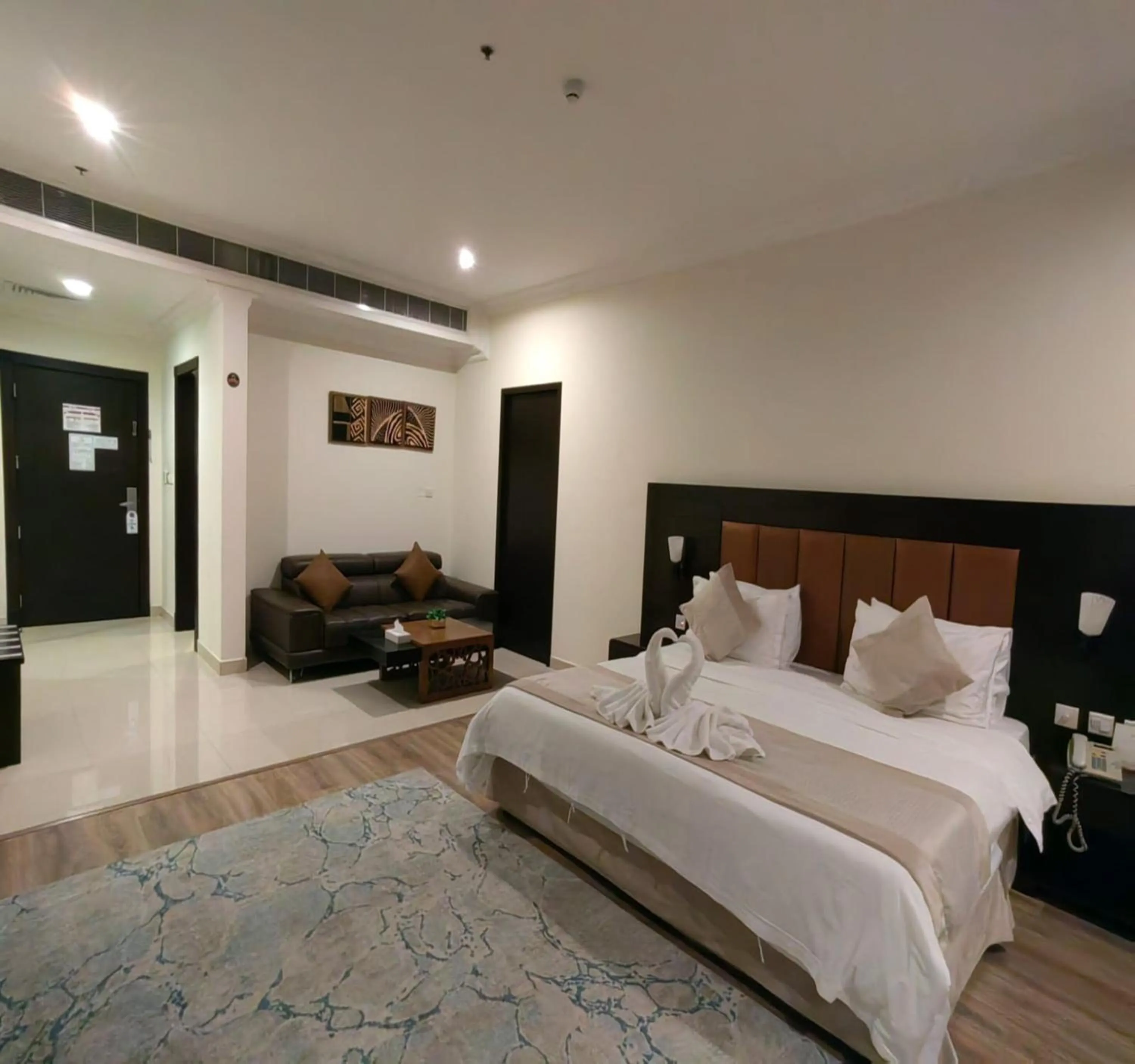 Photo of the whole room, Bed in Sunday Millennia Hotel