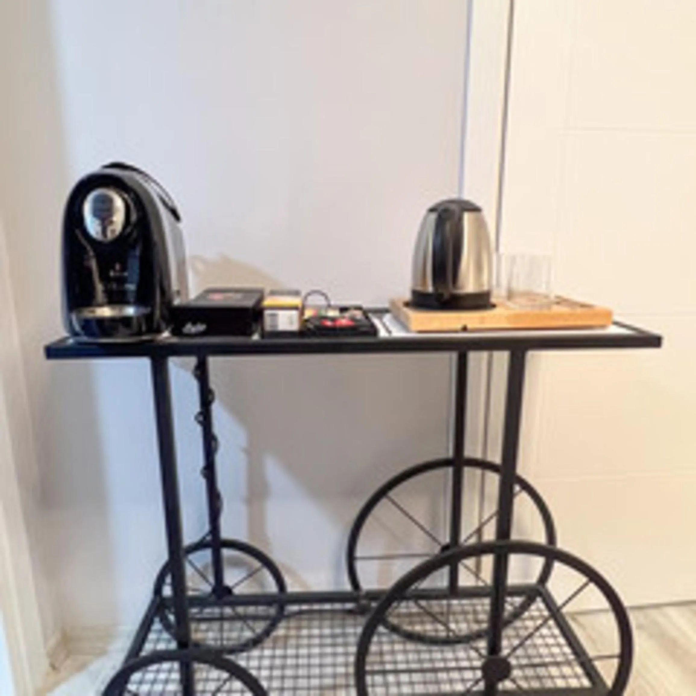 Coffee/tea facilities in Galata Inn Hotel