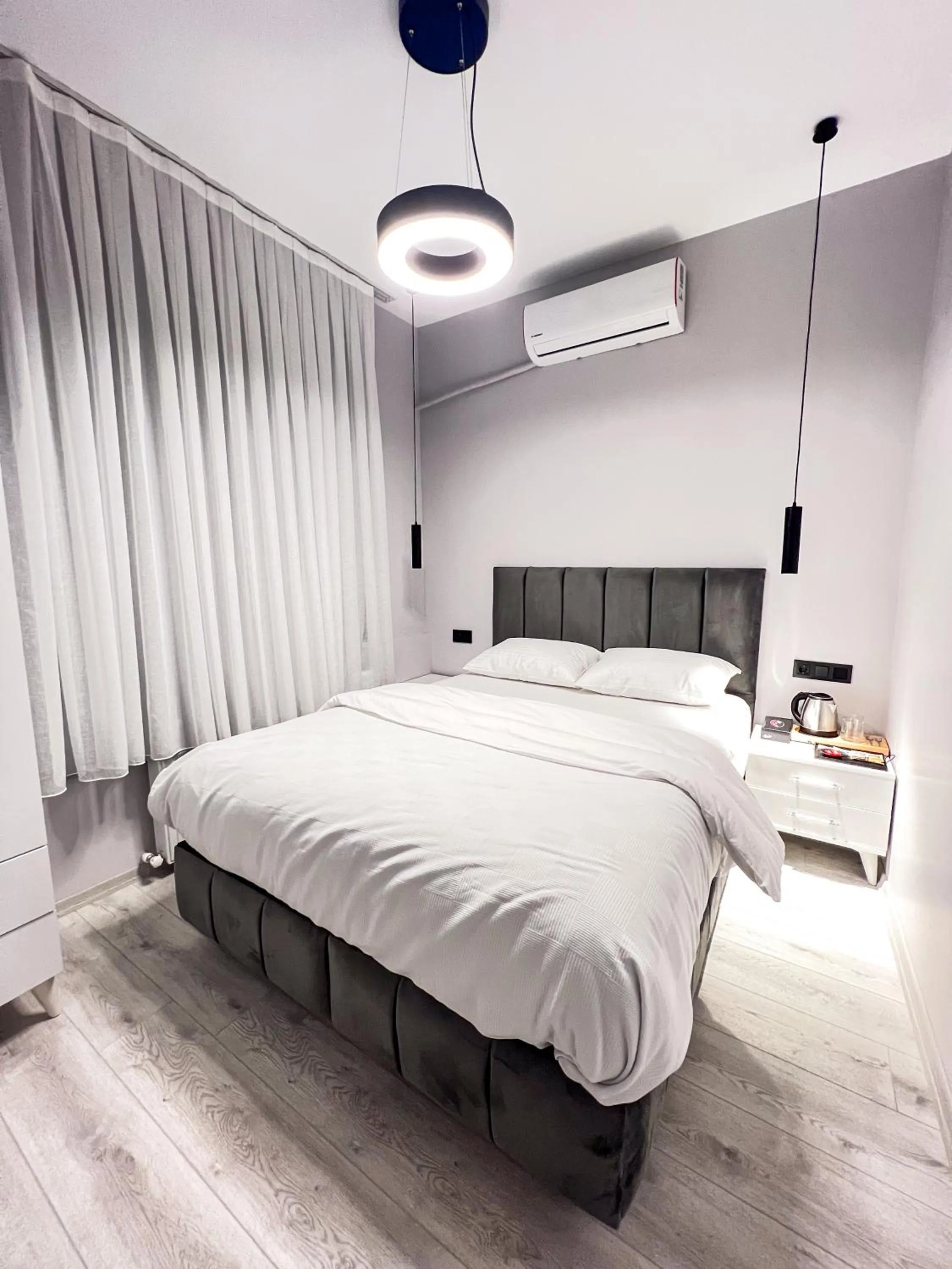 Bed in Galata Inn Hotel