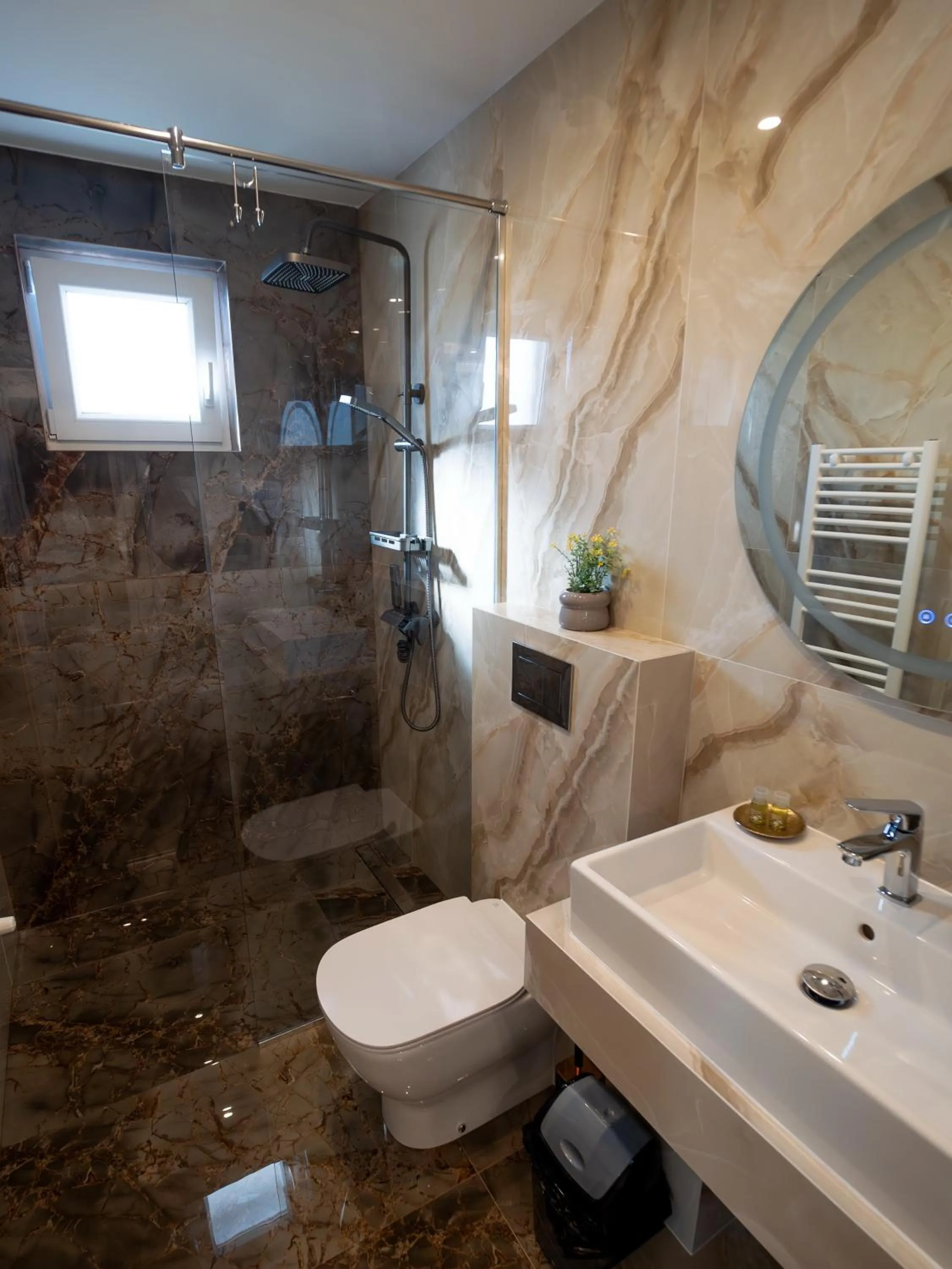 Bathroom in Pensiunea Sarmis Cristal