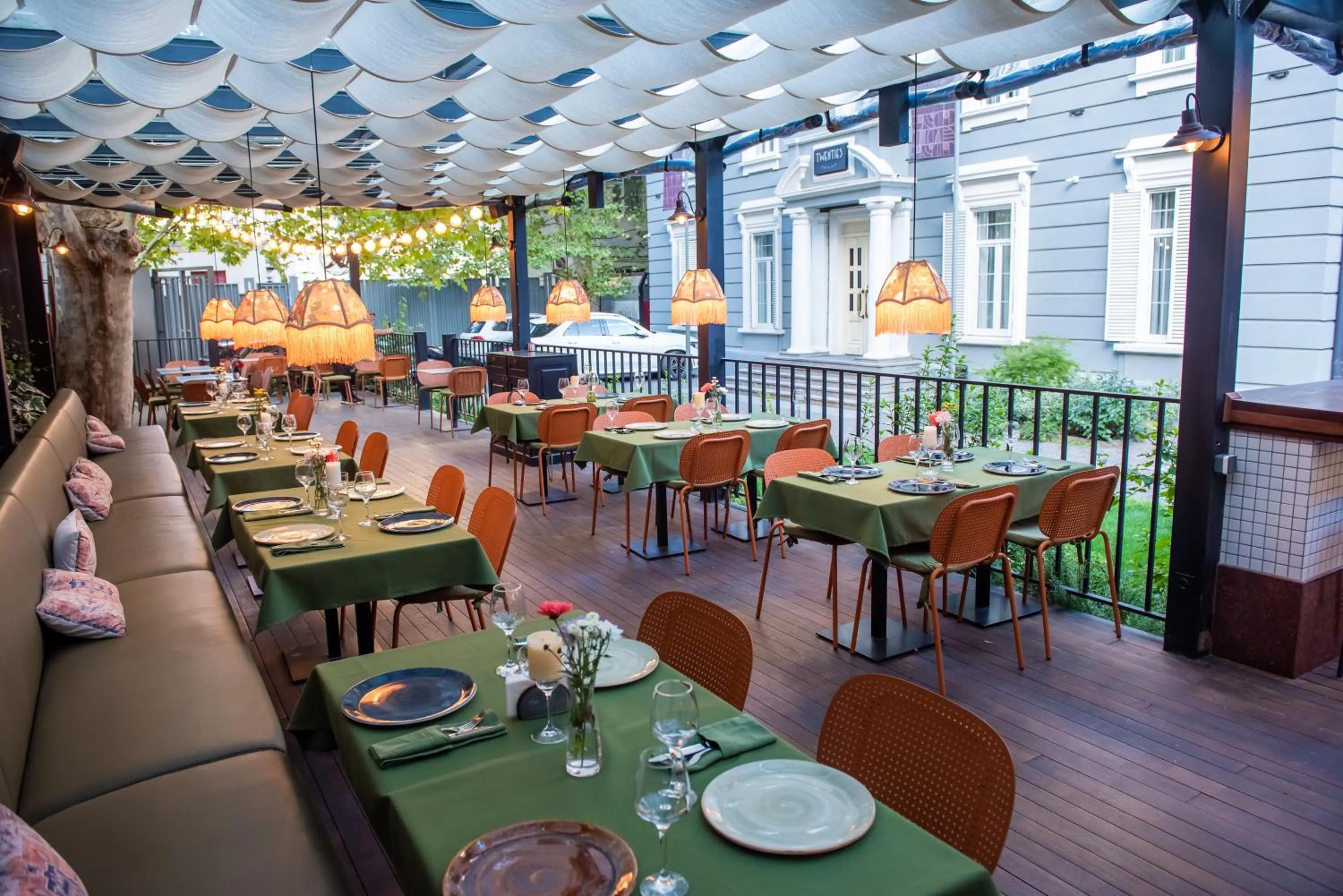 Restaurant/places to eat in Hotel Twenties Tbilisi - Stay & Dine