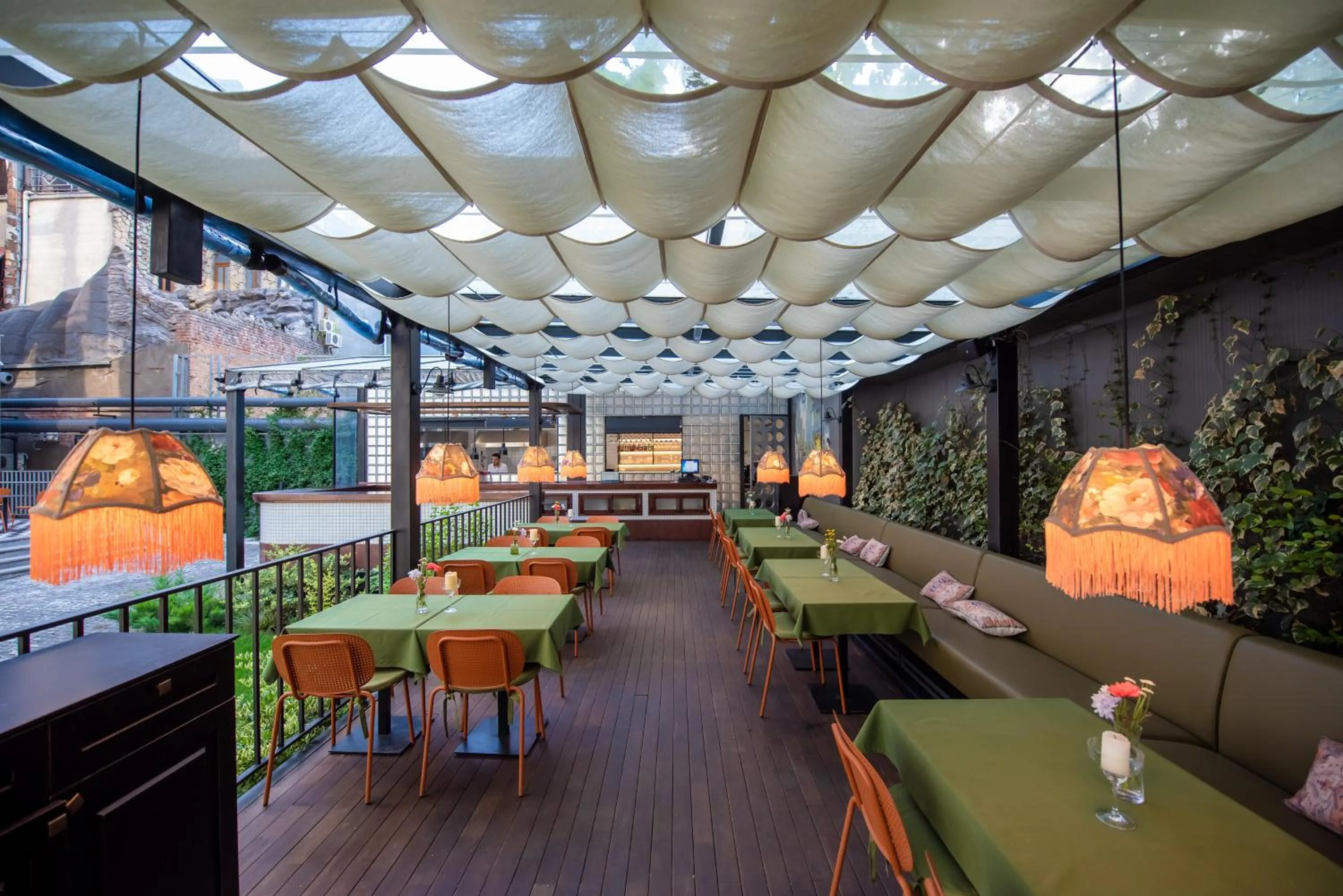 Restaurant/places to eat in Hotel Twenties Tbilisi - Stay & Dine