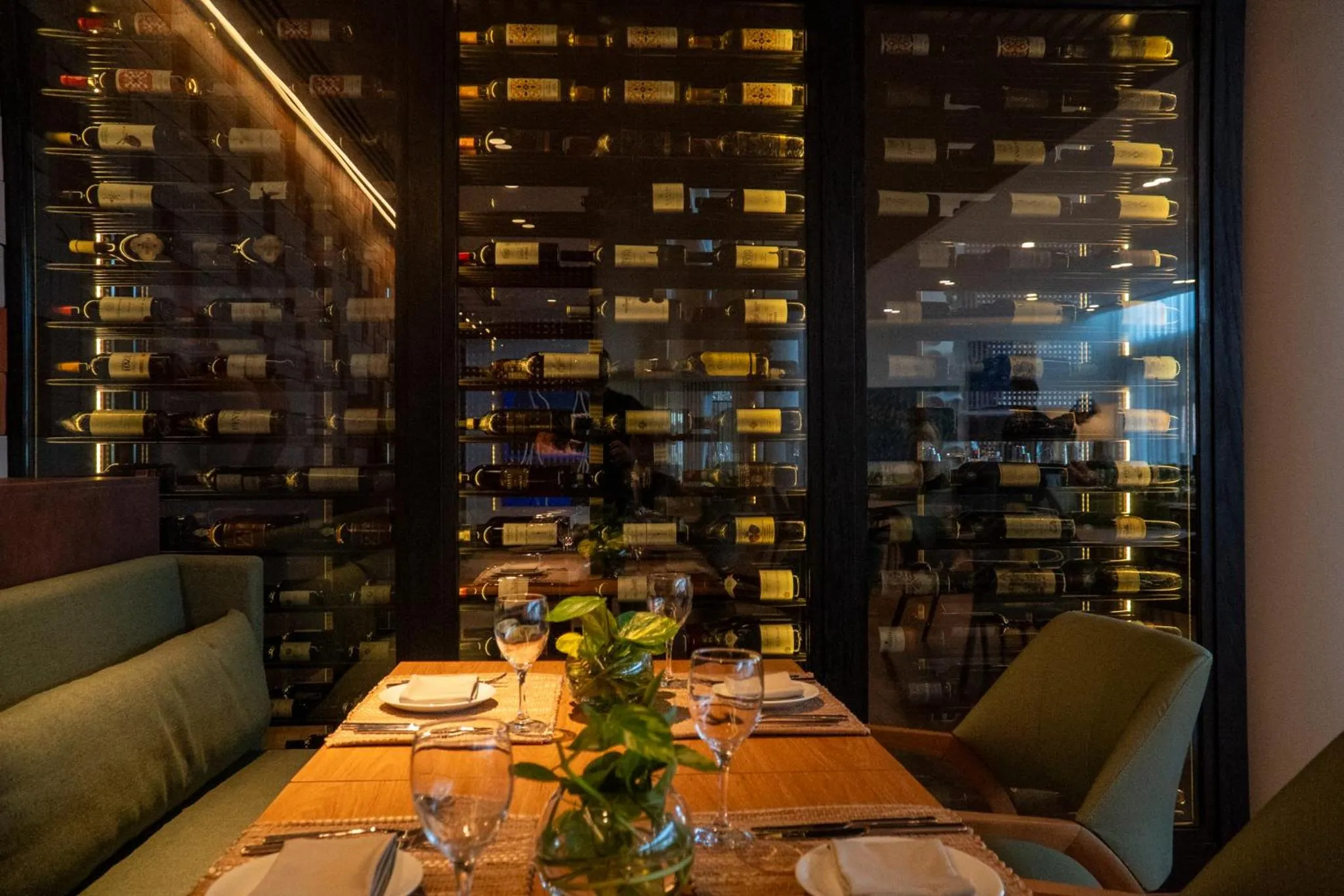 Restaurant/places to eat in Monã Hotel