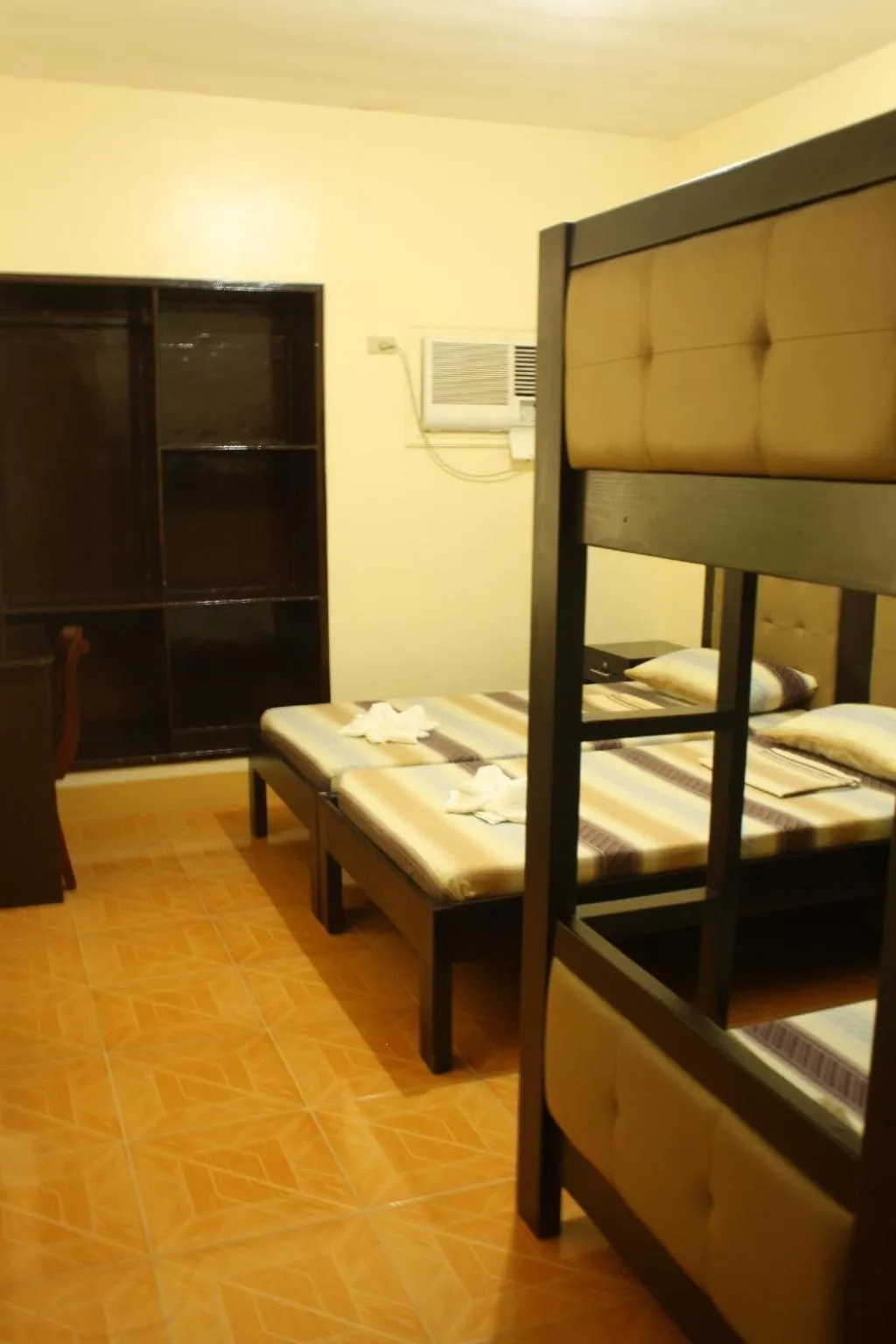 Bed in Oslob Malonzo Pension House