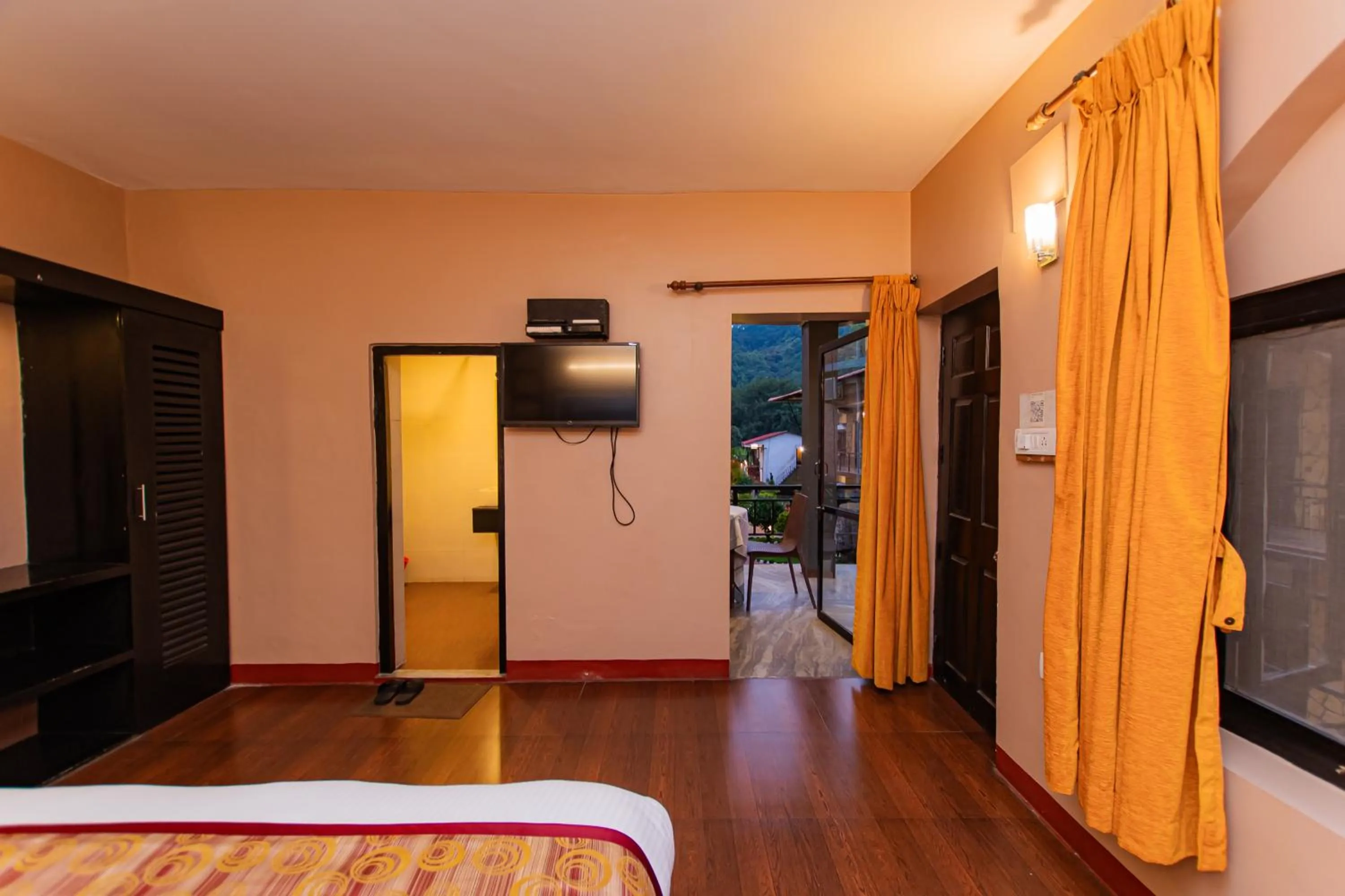 Bed in Moonlight Resort and Spa