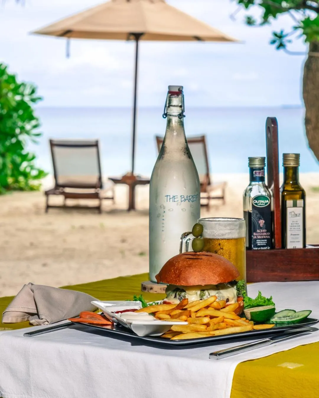 Restaurant/places to eat in The Barefoot Eco Hotel