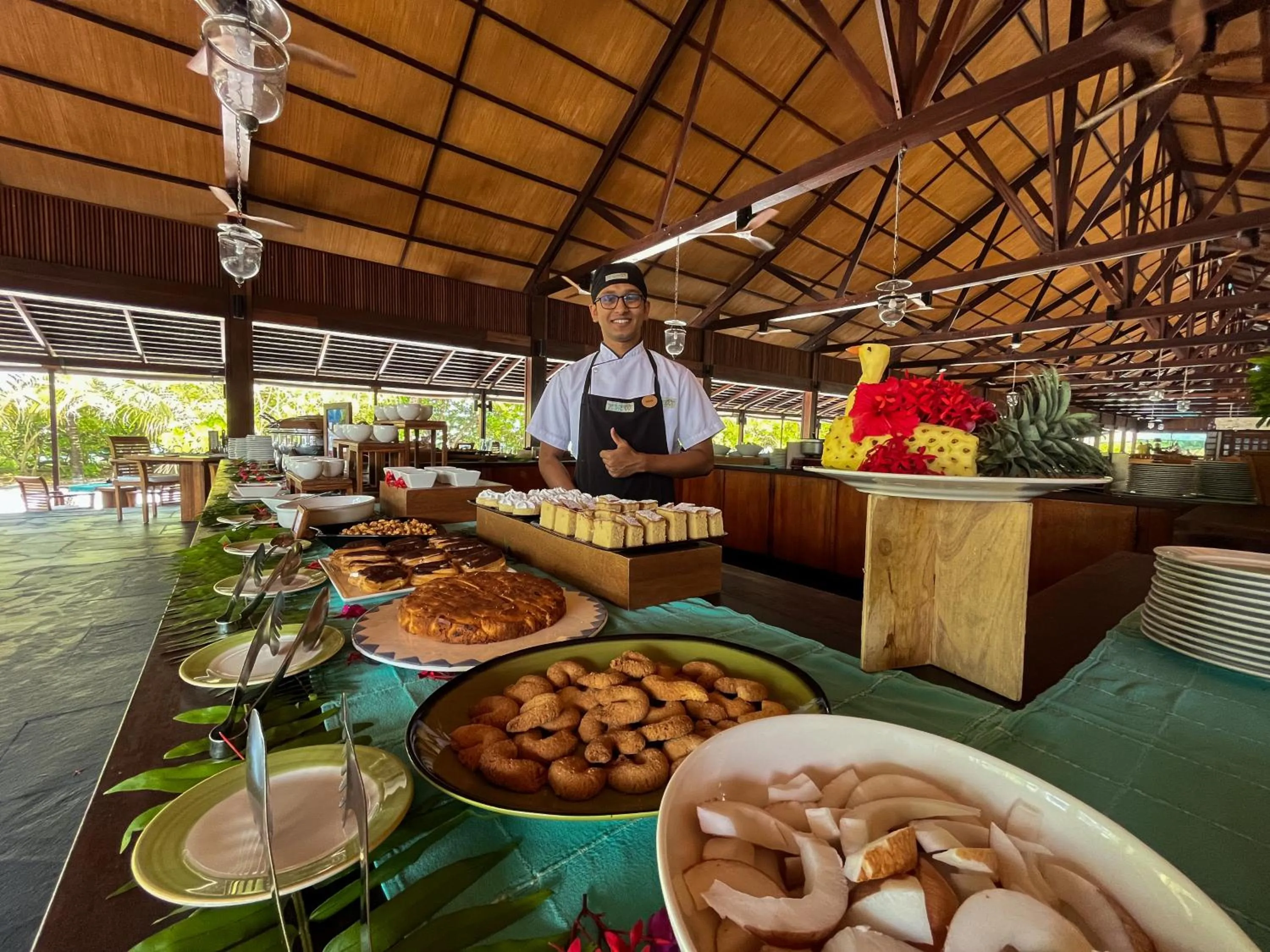 Restaurant/places to eat in The Barefoot Eco Hotel
