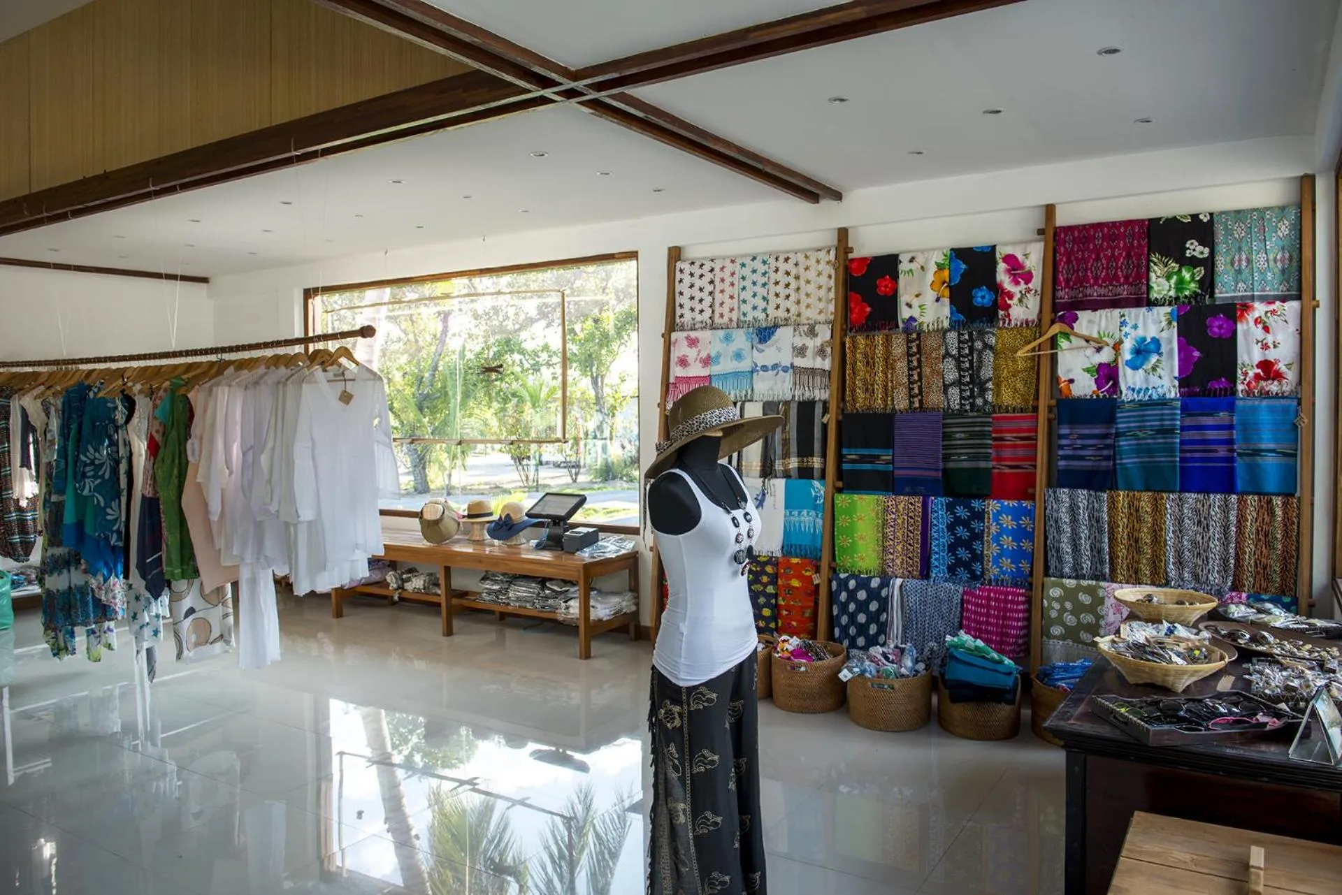 Day in The Barefoot Eco Hotel