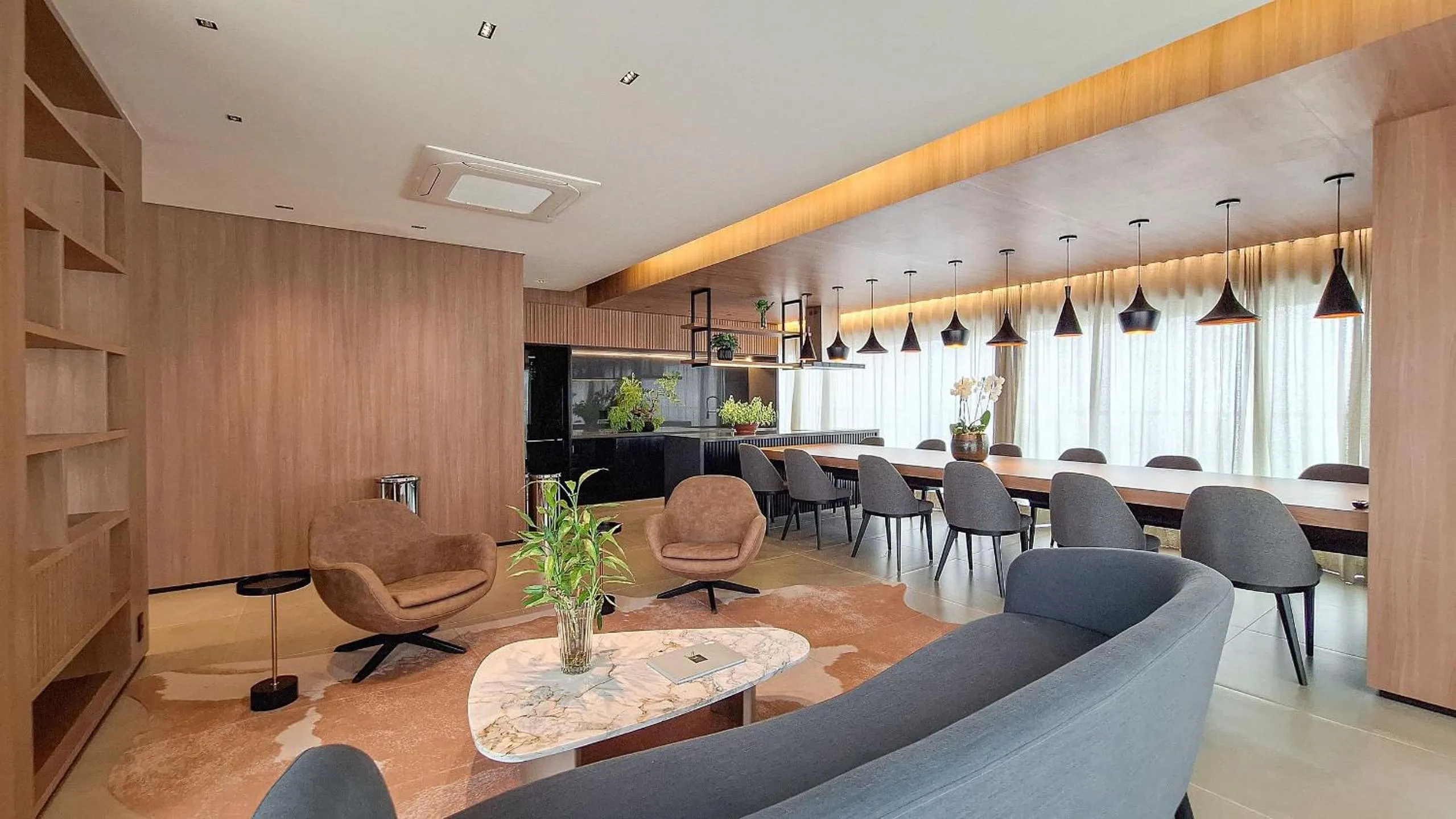 Communal kitchen in Hit Itaim