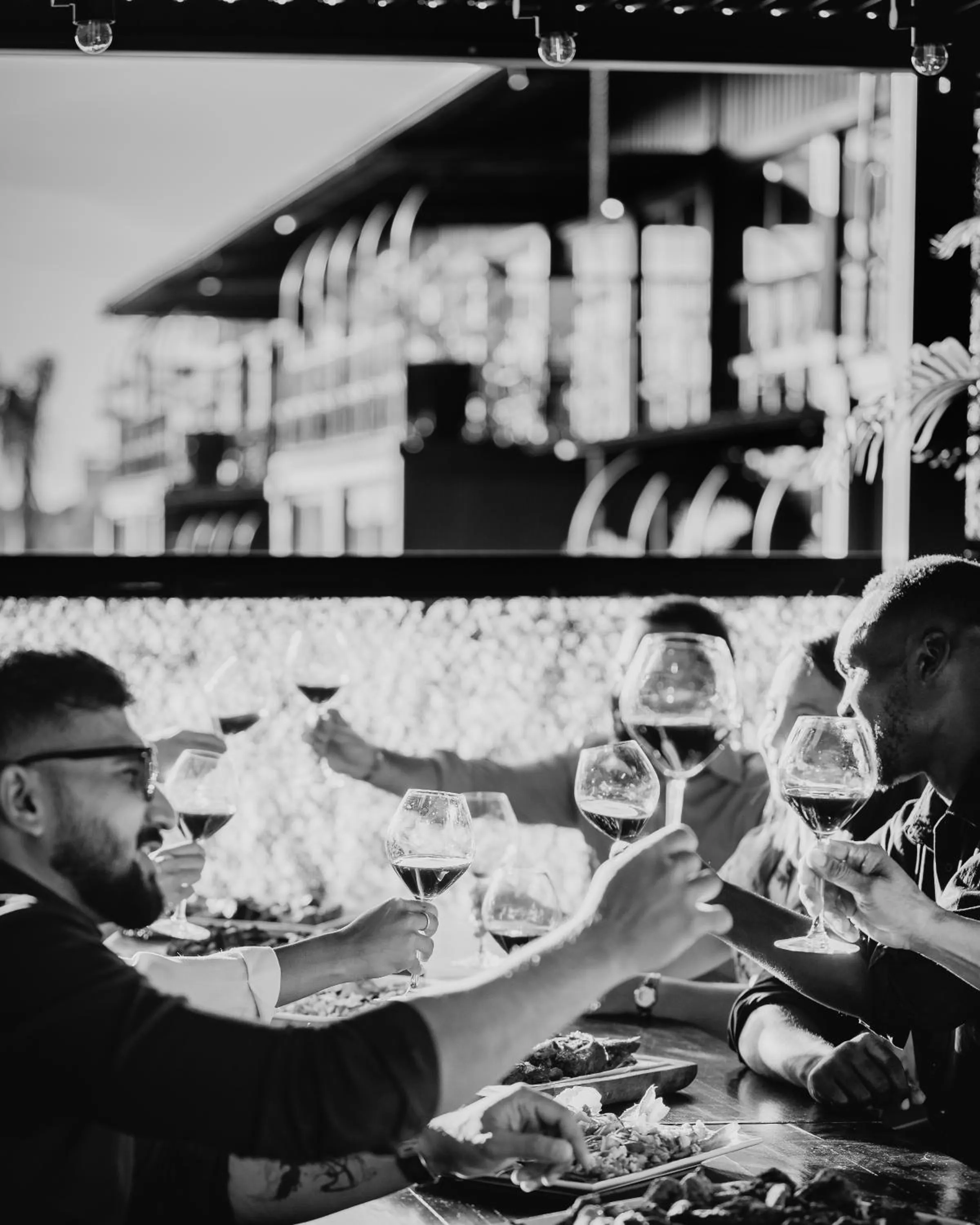 Restaurant/places to eat in Cargo88 Hotel