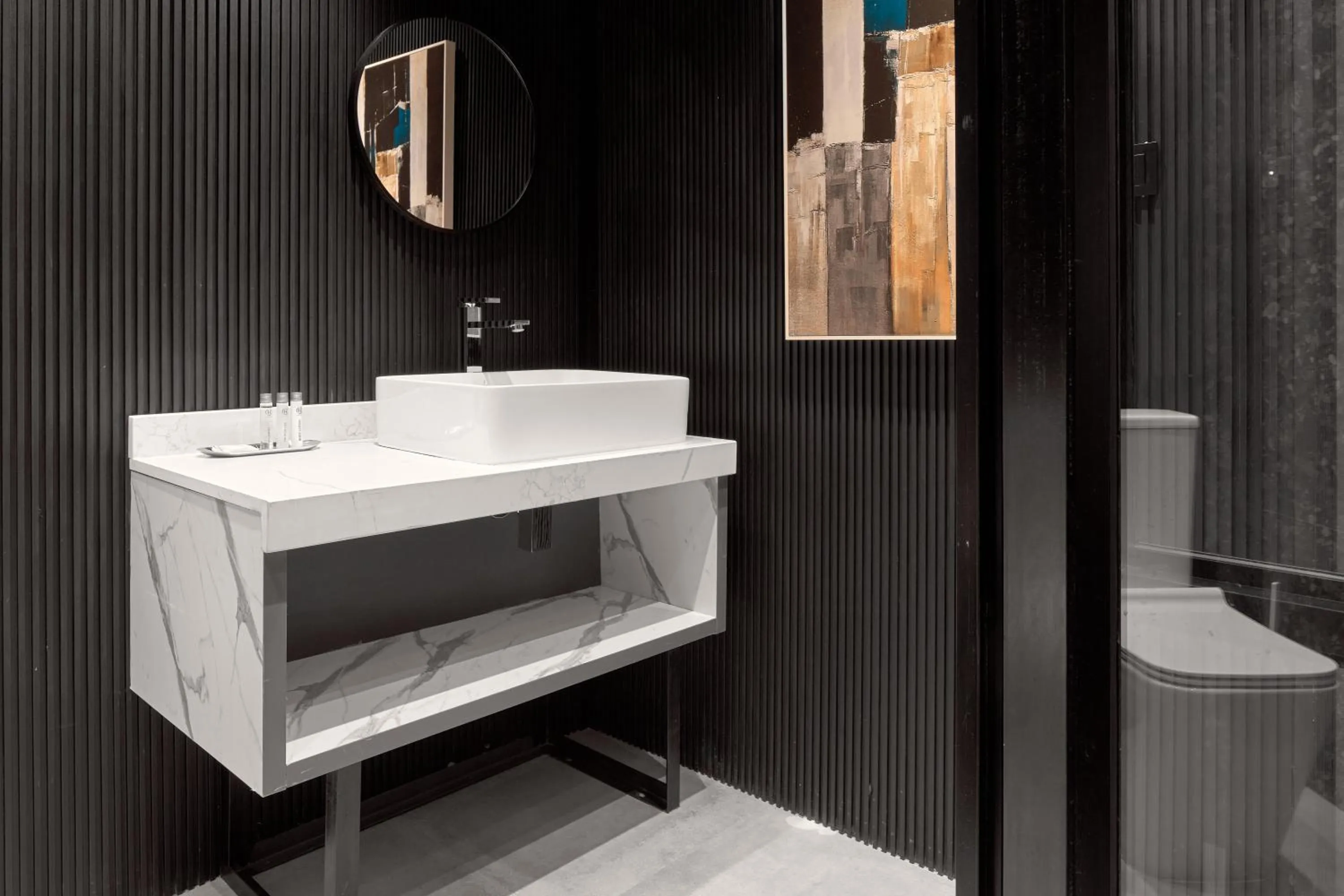 Bathroom in Cargo88 Hotel