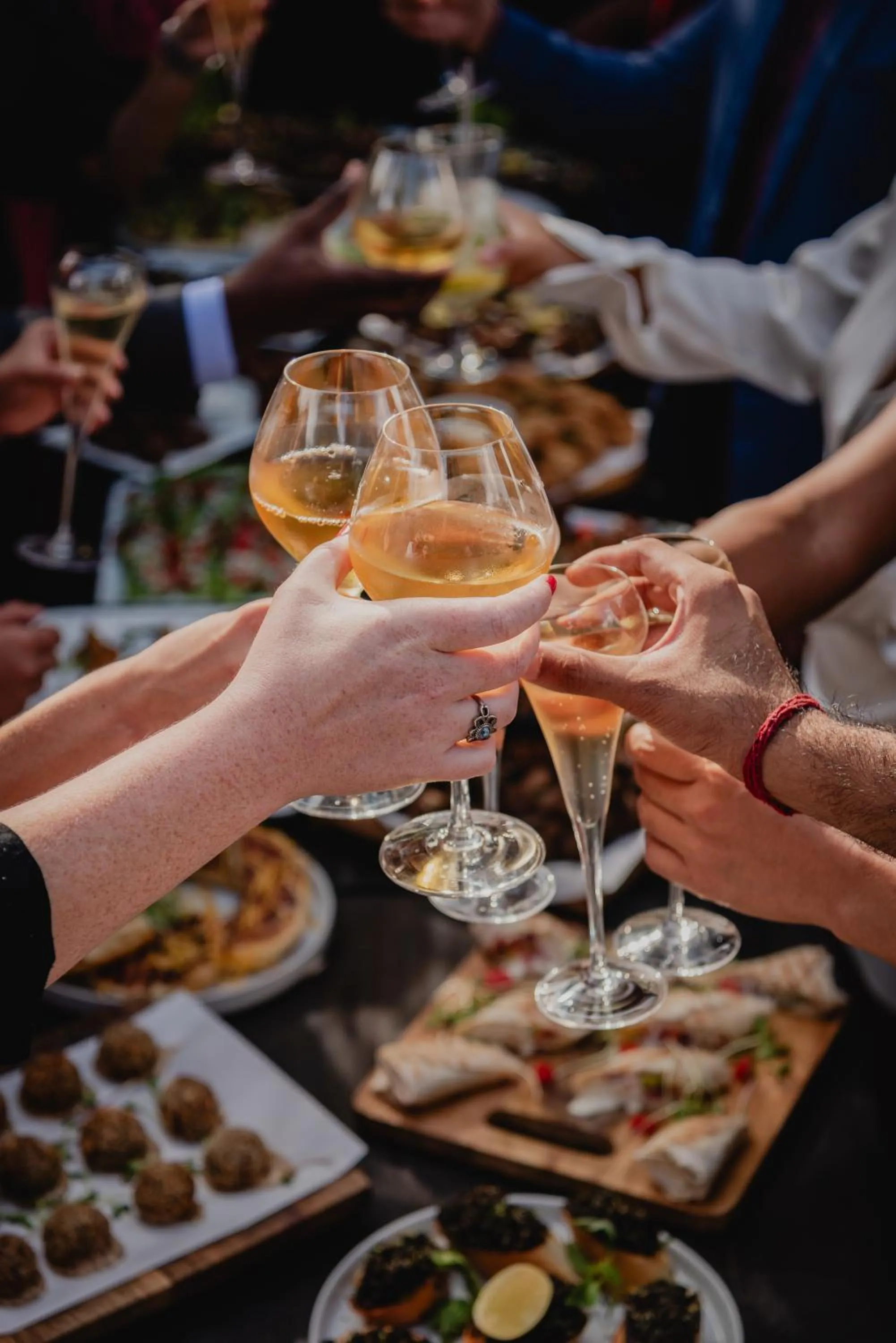 Restaurant/places to eat in Cargo88 Hotel