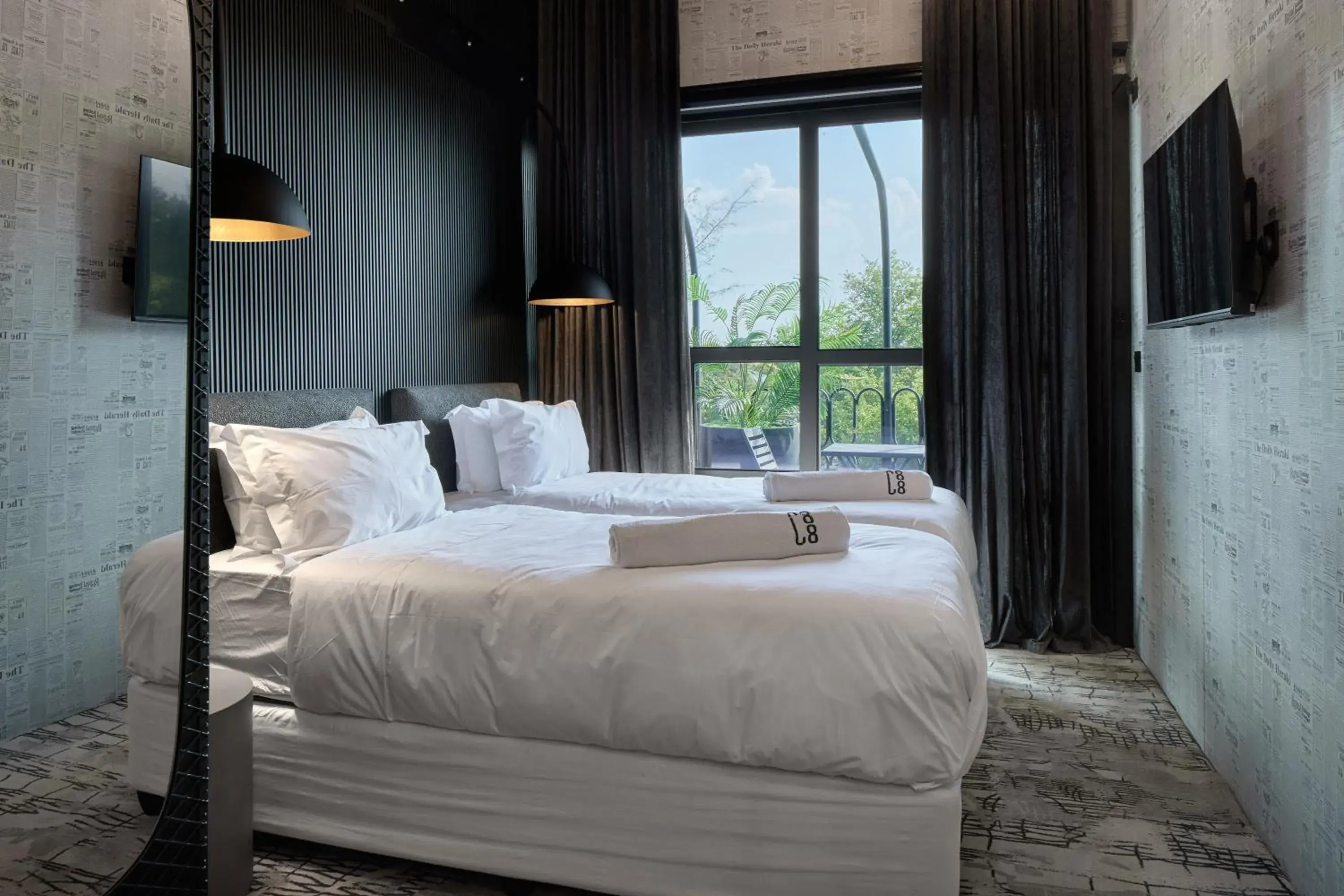 Twin Room with Balcony in Cargo88 Hotel Twin Room with Balcony in Cargo88 Hotel